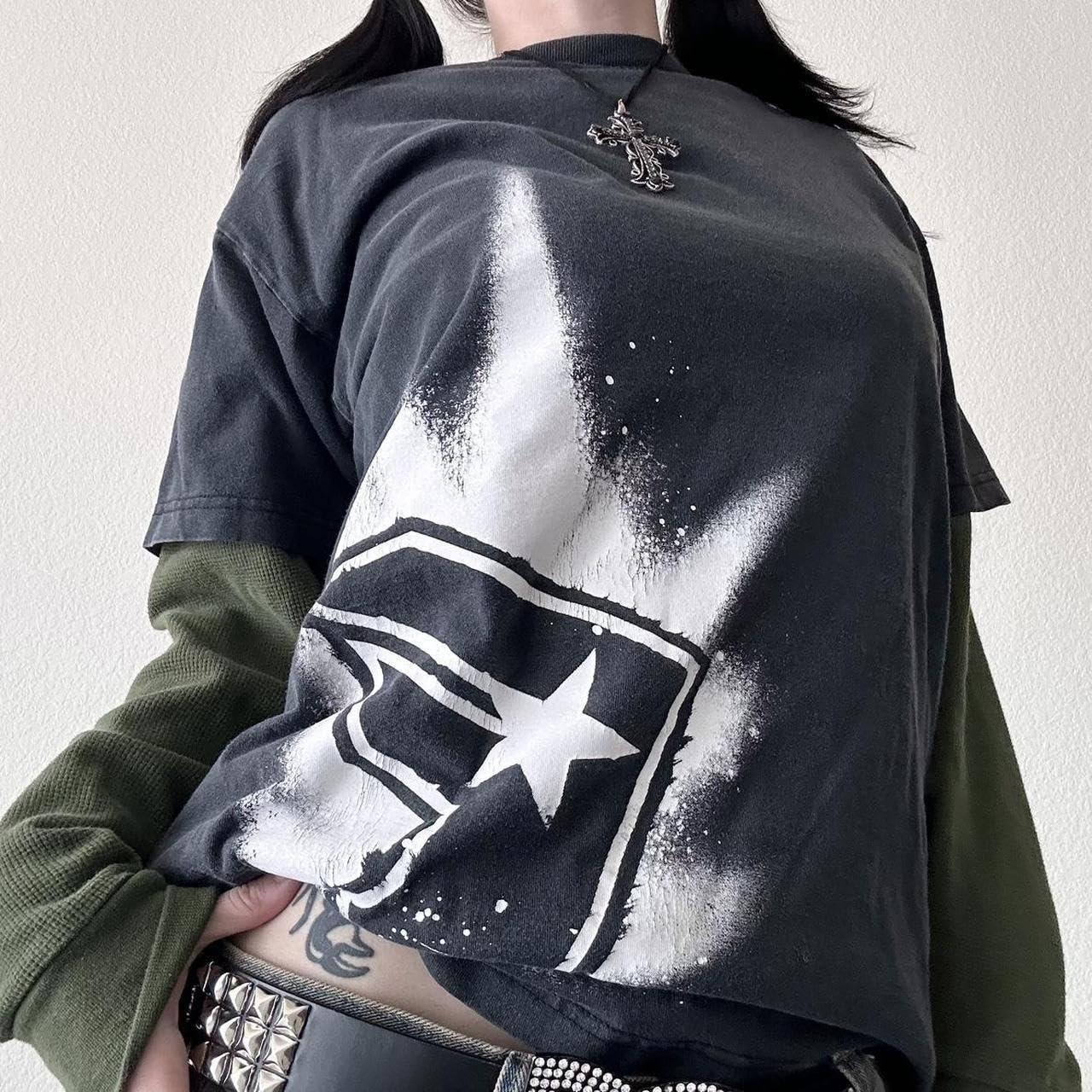 Amiblvowa Women Y2K Grunge T Shirt Emo Aesthetics Graphic Tops Teen Girl Vintage Baggy Goth Tops Harajuku Punk Grunge Clothes: Green X-Large