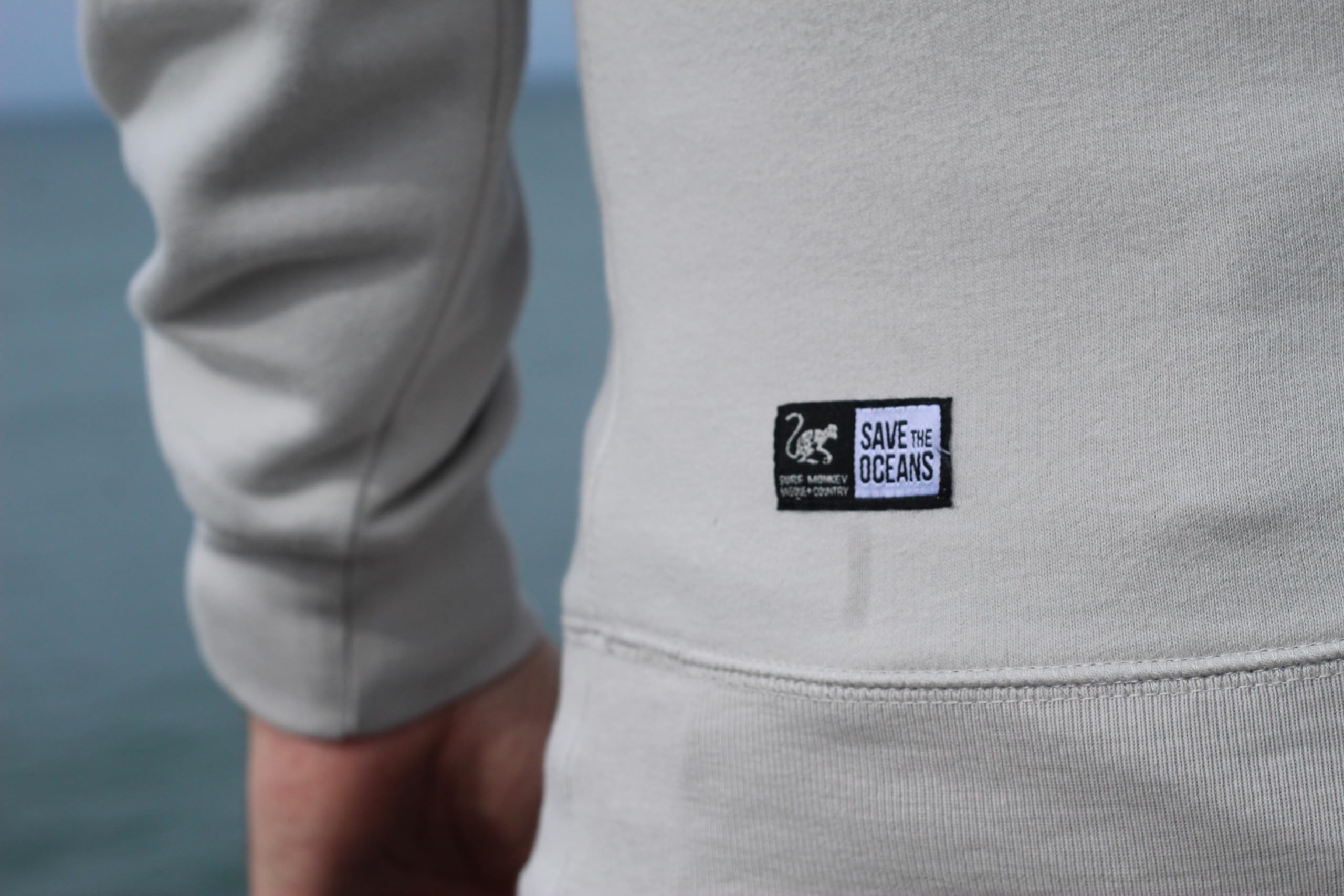 Surf Monkey Sudadera con Capucha y Bolsillo Canguro Hombre/Mujer - Parche Central