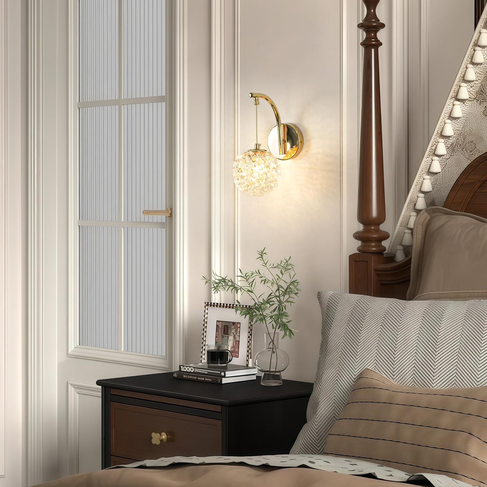 Applique Cristallo Oro Moderna, Applique da Comodino Piccola Romantica con Paralume Cristallo K9 e Corpo Ferro, Lampada da Parete Interno G9 per Soggiorno, Camera da Letto (Lampadina Esclusa)