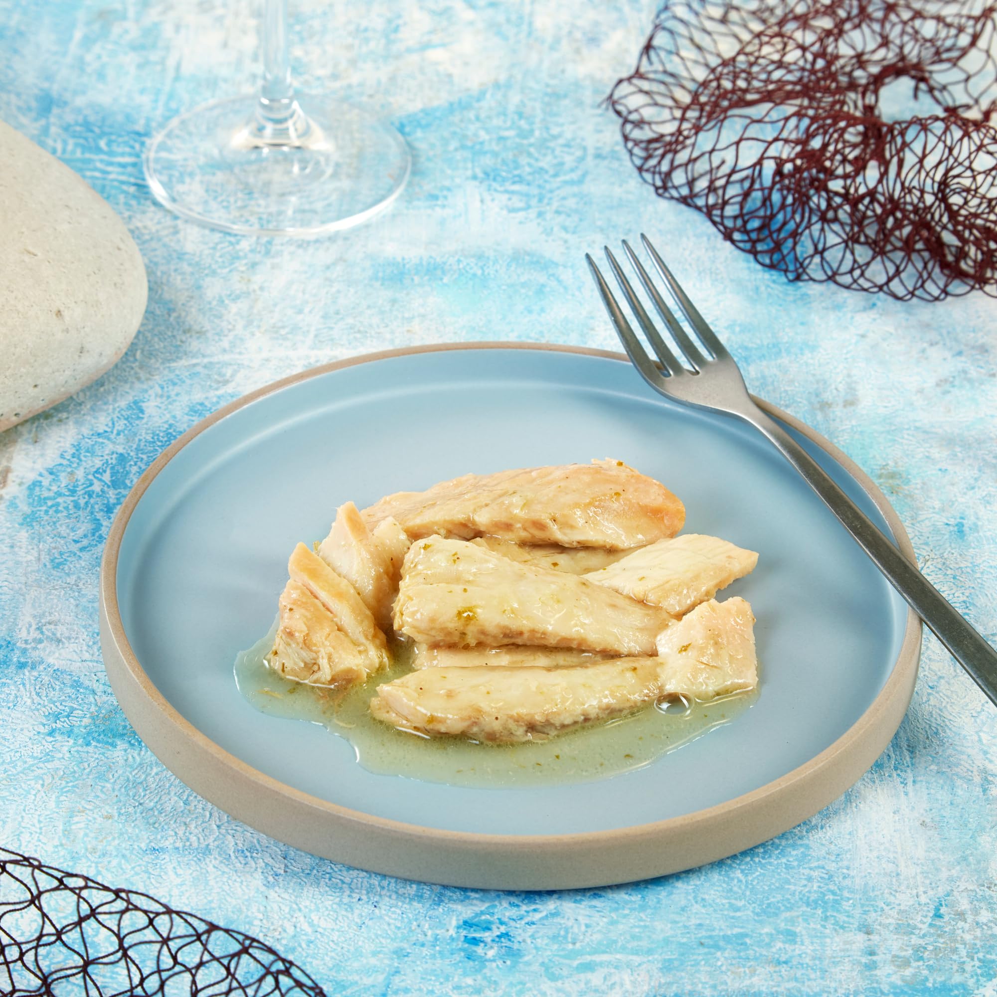 LOS PEPERETES x3 Lata Lubina Seebarsch in Albariño-Sauce 120 g | Galicische Gourmet-Konserve | Weißfisch in Weinsauce | Handwerkliche Herstellung