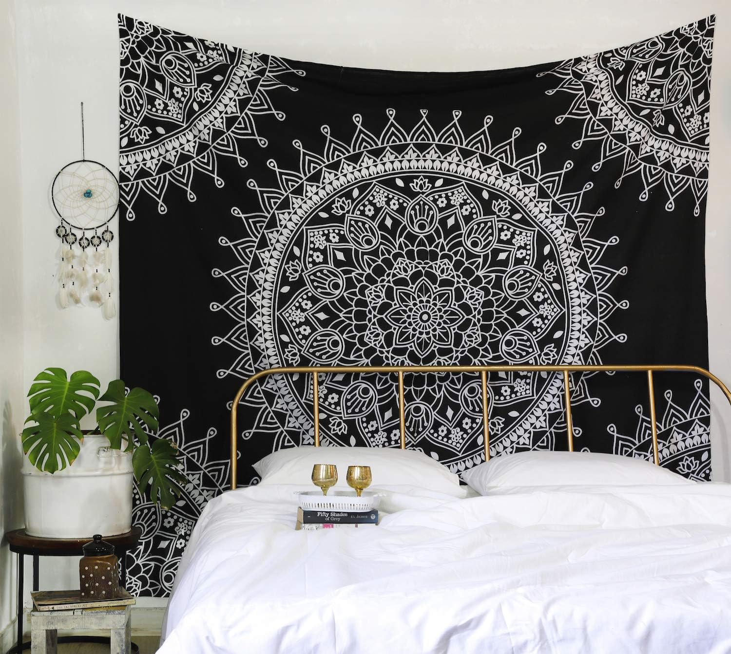 Madhu International Mandala Tapestries King Size Cotton Hippie Wall Hanging Tapestry (Black, King(90x108Inches)(230x275cms))