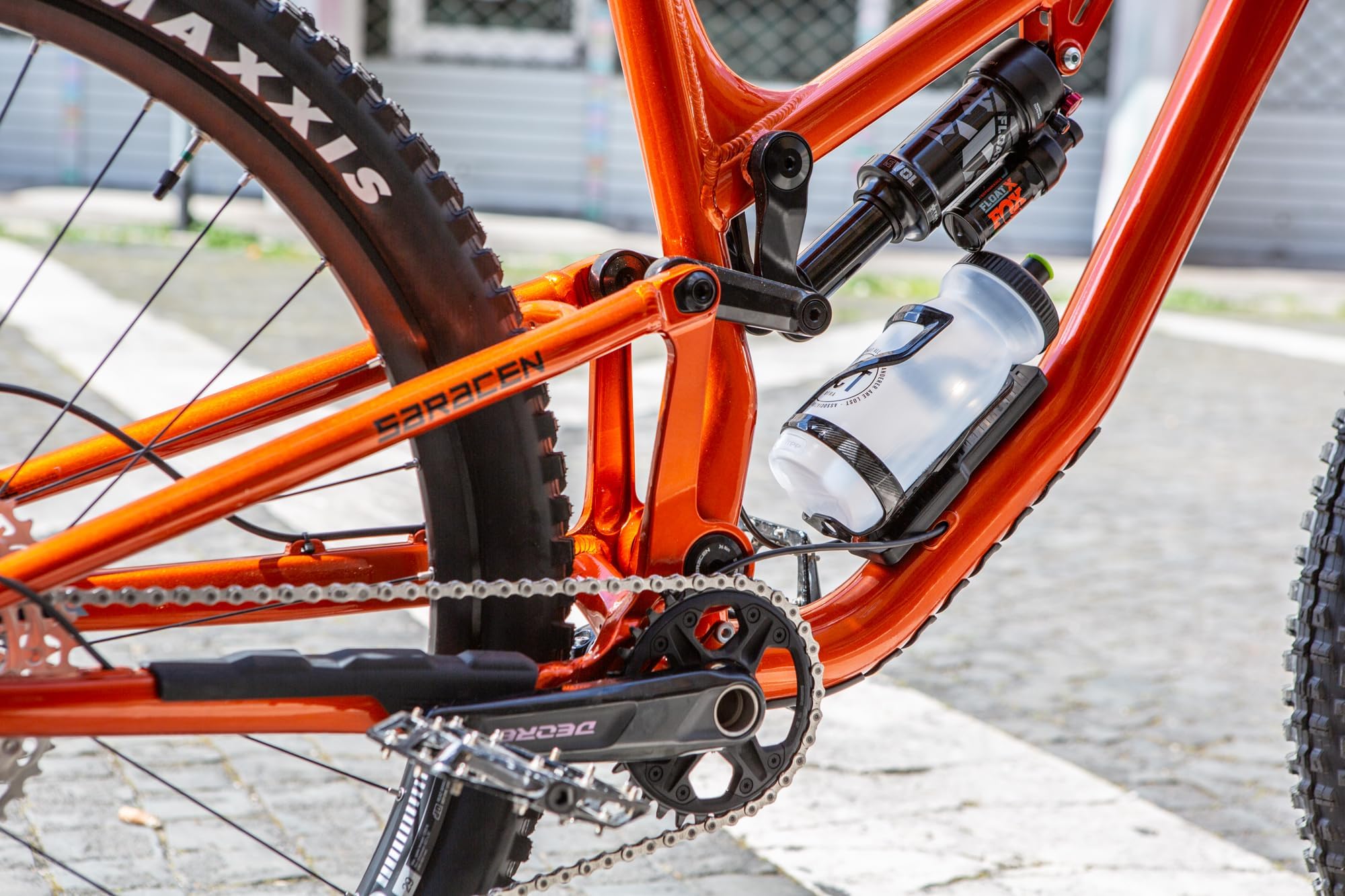 Trackting Bike T8 GPS Fahrrad Tracker Diebstahlschutz mit SIM-Karte Bewegungssensor USB-C Akku Echtzeit-Tracking