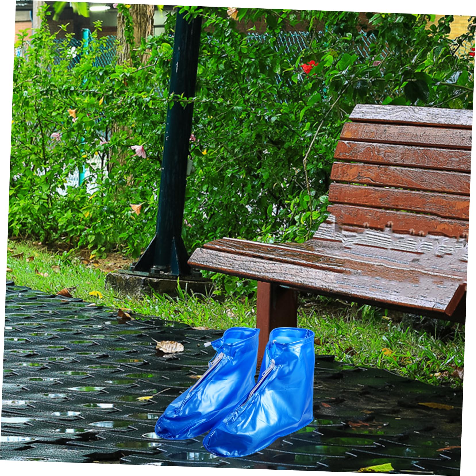 Holibanna 1Pair Adult Shoe Covers Reusable Rain Protectors for Sports Shoes Non Slip Overshoes with Design for Outdoor Use