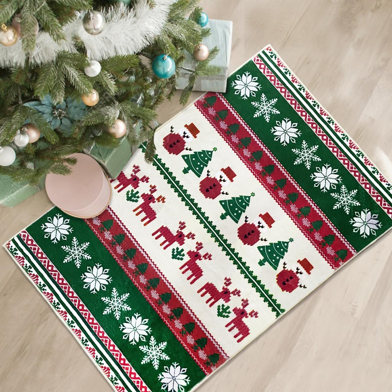 Christmas Area Rugs 4x6 Machine Washable High Traffic Xmas Door Mat Non-Slip Floor Carpet for Living Room Dining Room Bedroom Entryway & Hallway, Red Deer