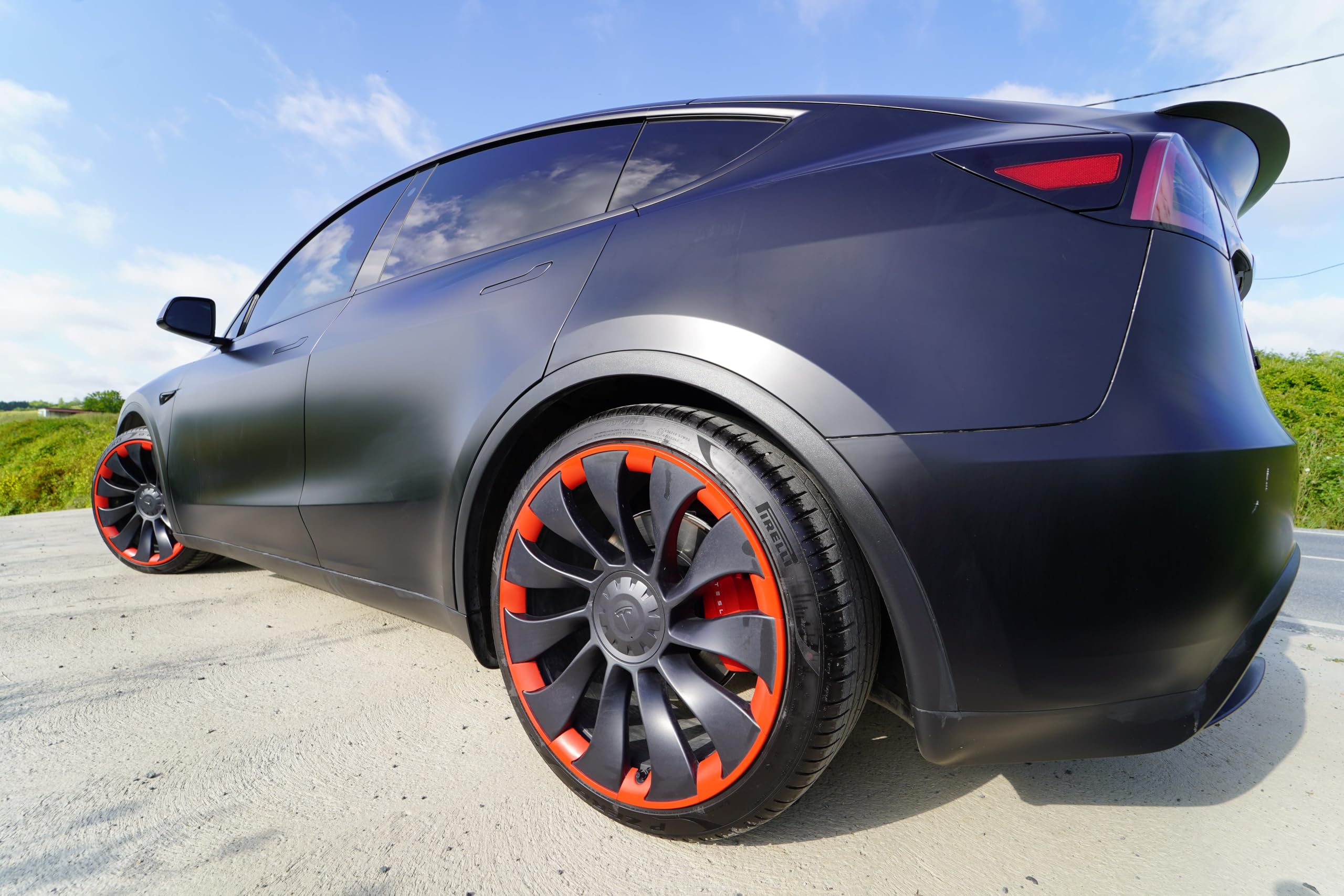 Tesla Model Y Uberturbine 21" Felgenschutz – Klebstofffreie Ultra-Fest Klemmpassung, CNC-Präzisionsschnitt, PPF Inklusive, 4er Set (4 Räder) Komplettsatz – Rot