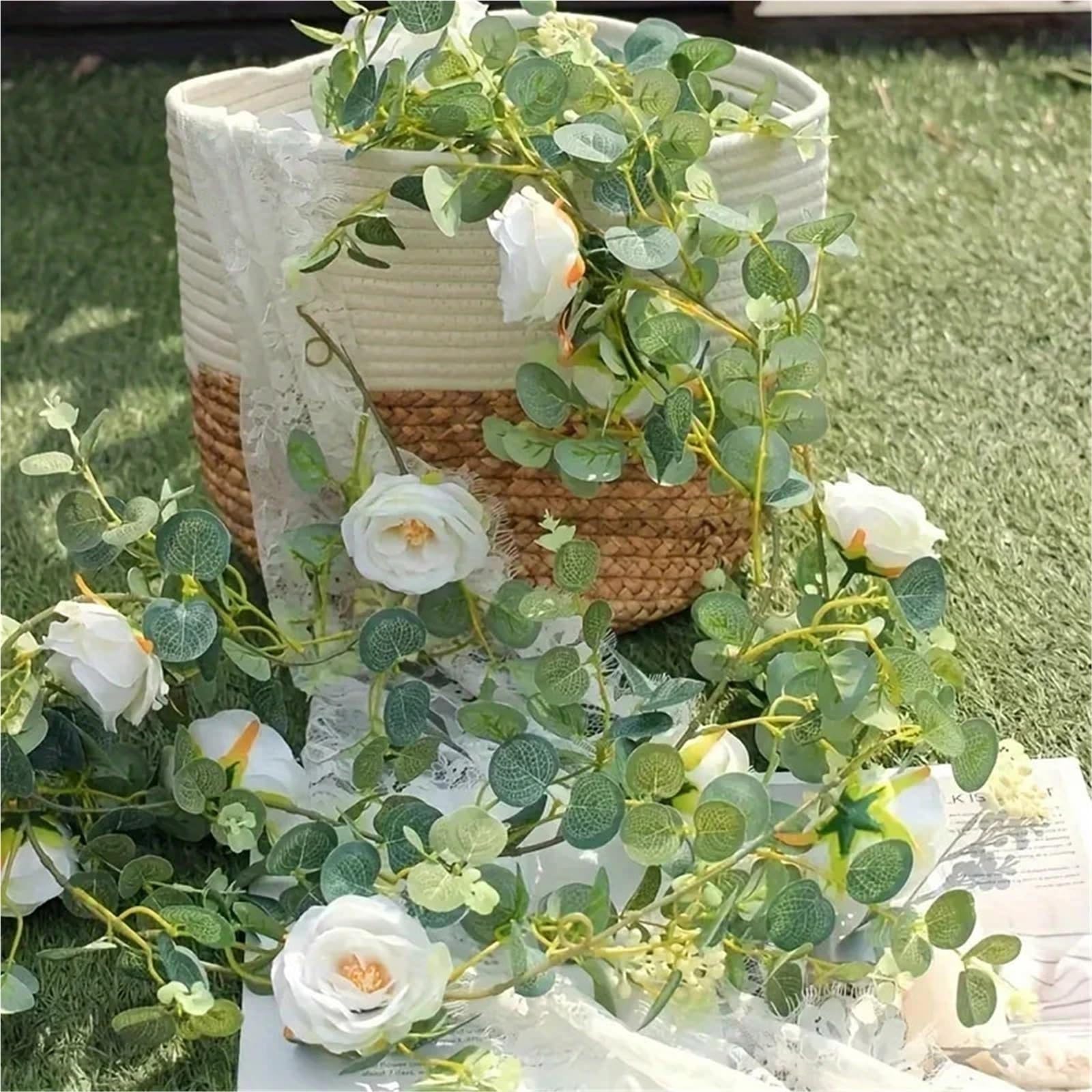1pc Künstliche Girlande Mit Weiß Rose Grün Blatt Kranz Blume Reben for Hochzeit Home Party Tisch Läufer Dekoration für Hochzeit, Deko(Style A 1.8m)