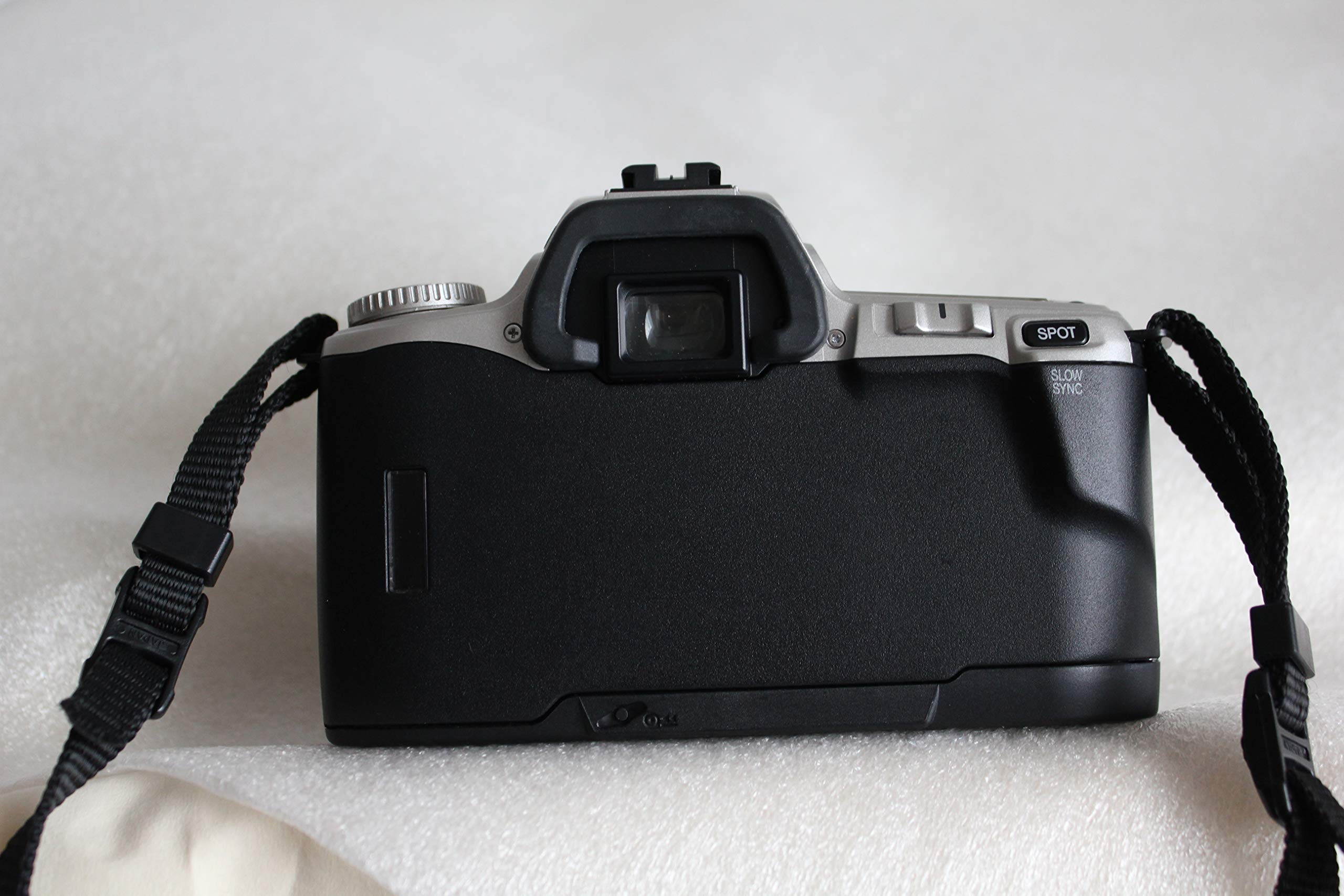 Minolta Dynax 404si Fotocamera reflex, colore: Argento