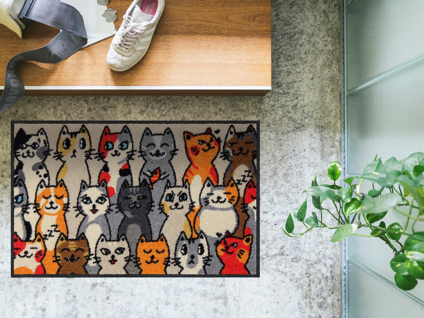 Salonloewe Minimatte Kitty People I Schmutzfangmatte & Fußabtreter für Innen 50 x 75 cm