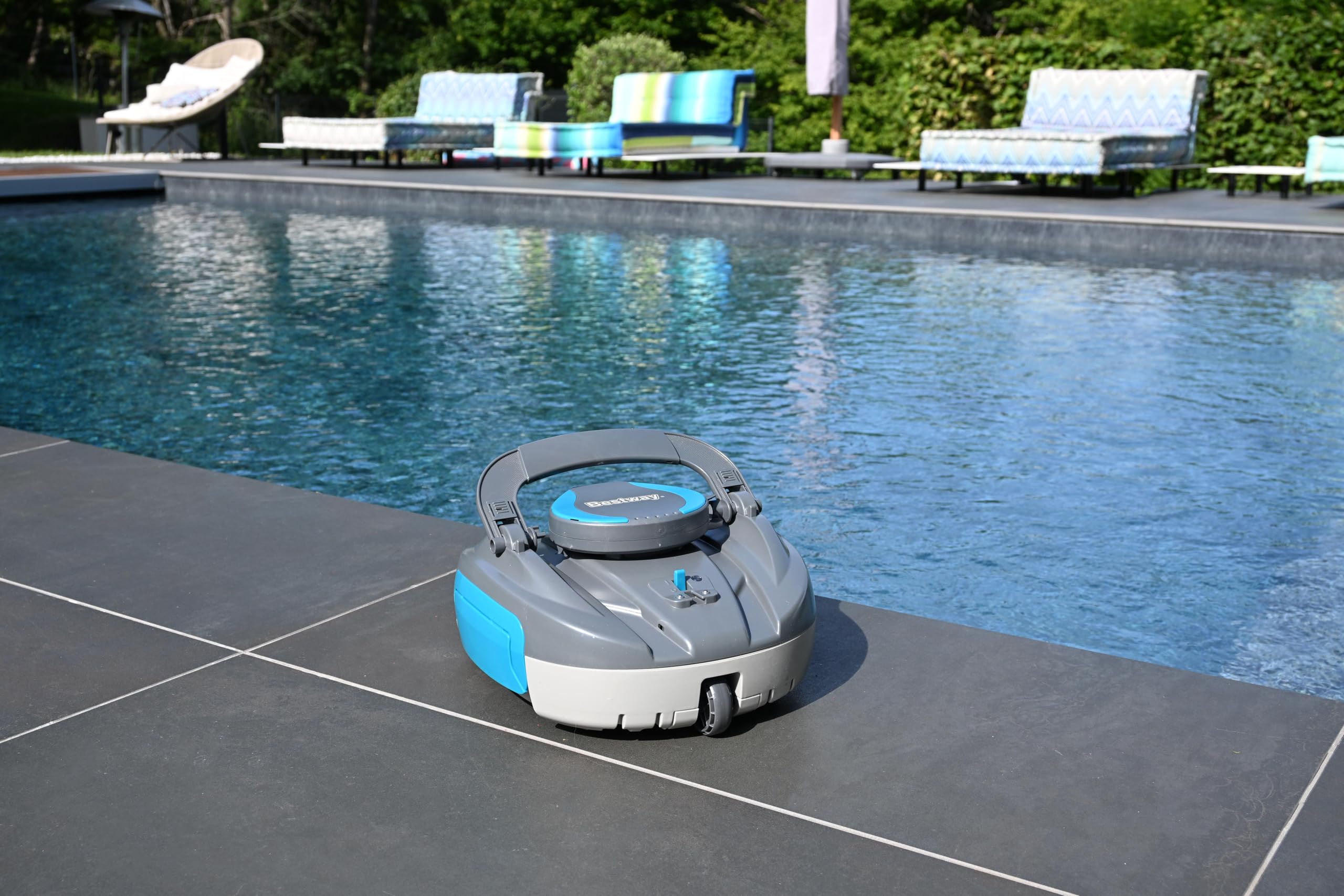 Robot piscine - Bestway - Agate - Rechargeable et autonome - 15m²