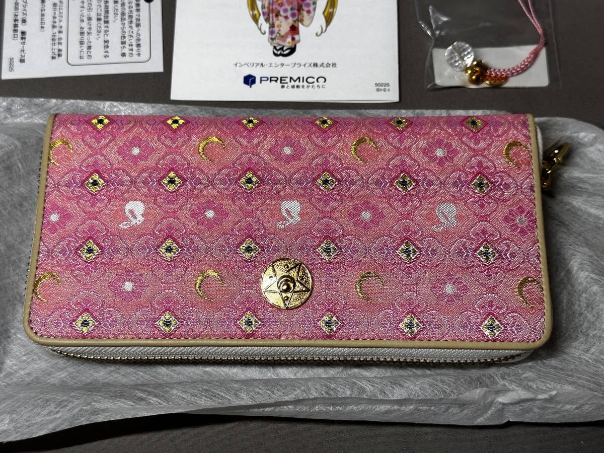 Amazon.co.jp: PREMICO セーラームーン西陣織財布 2000個限定 : ホビー