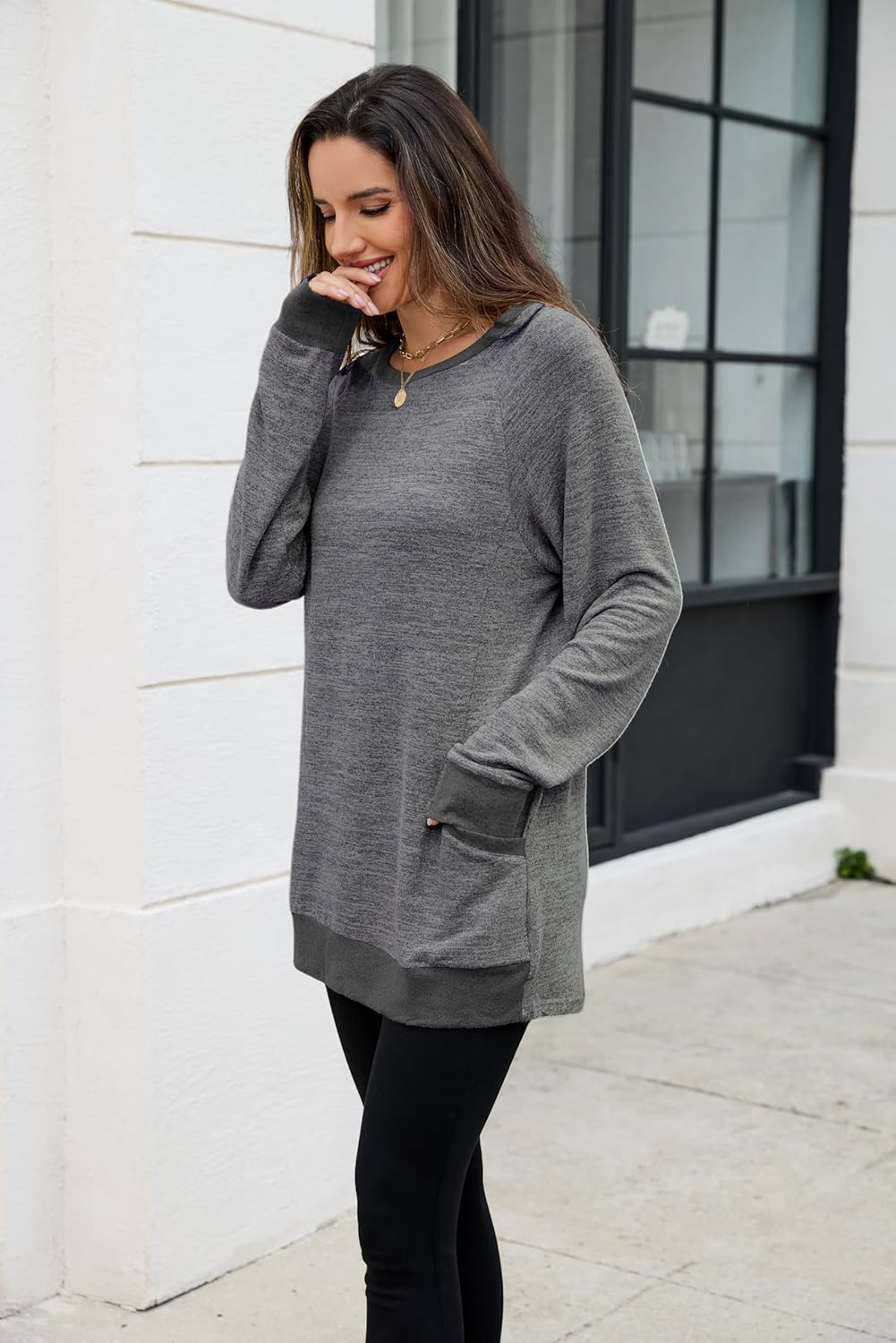 Long Sleeve T Shirts Round Neck Sweatshirts Color Block Tunic Loose-Fitting Blouses Cozy Top with Pockets - Image 5