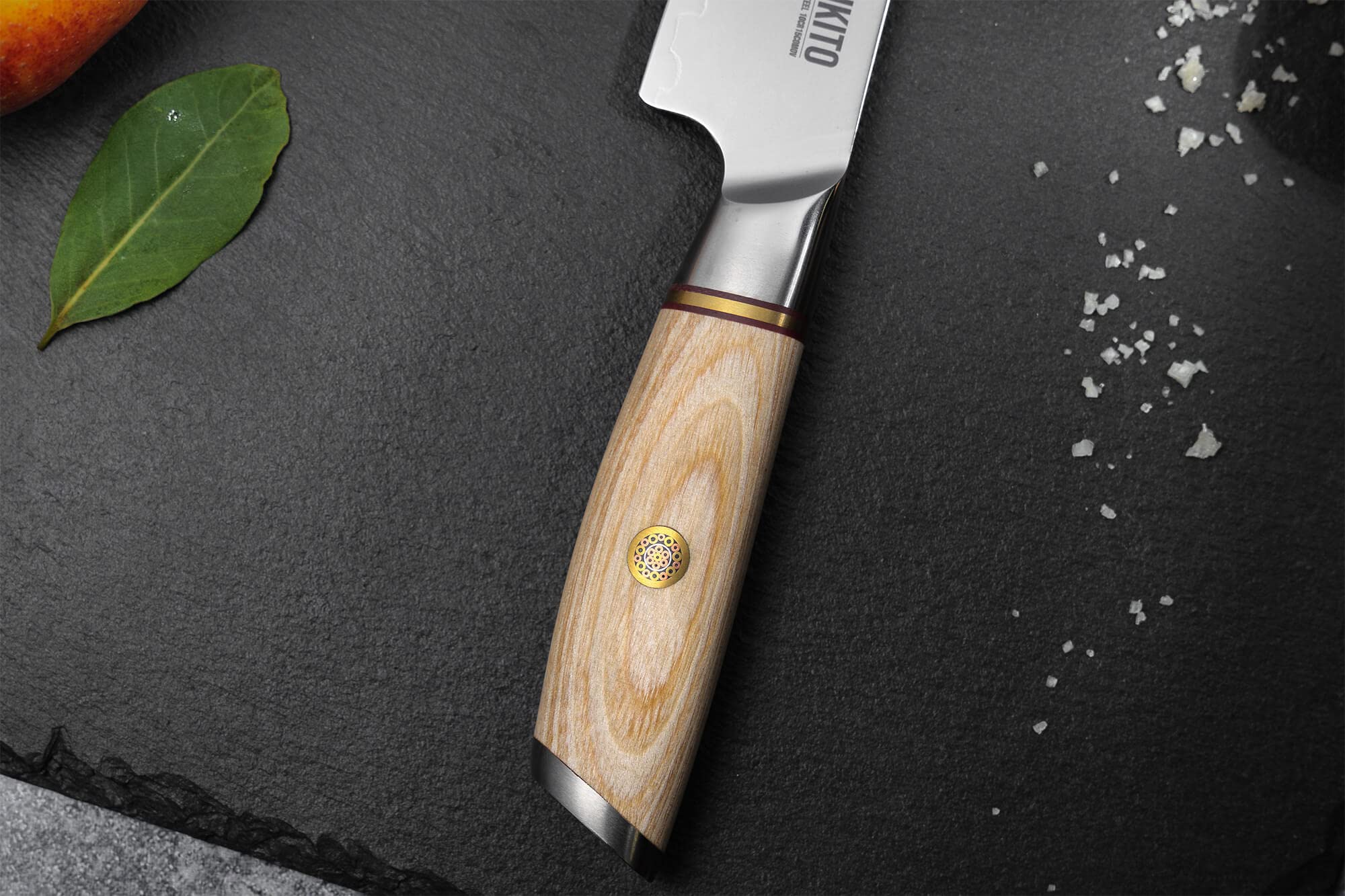 Fukito - Mallette 4 Couteaux de Cuisine Design Japonais Pakka San Mai Manche en Bois de Pakka Mallette 9 Places Office + Universel + Santoku + Chef