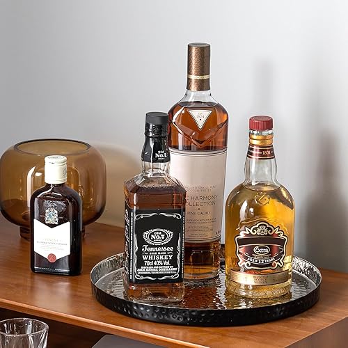 Miniatura 4 de MyGift Bandeja decorativa redonda de 12 pulgadas, chapada en tono plateado, aluminio martillado con acento negro mate, plato para centro de mesa o