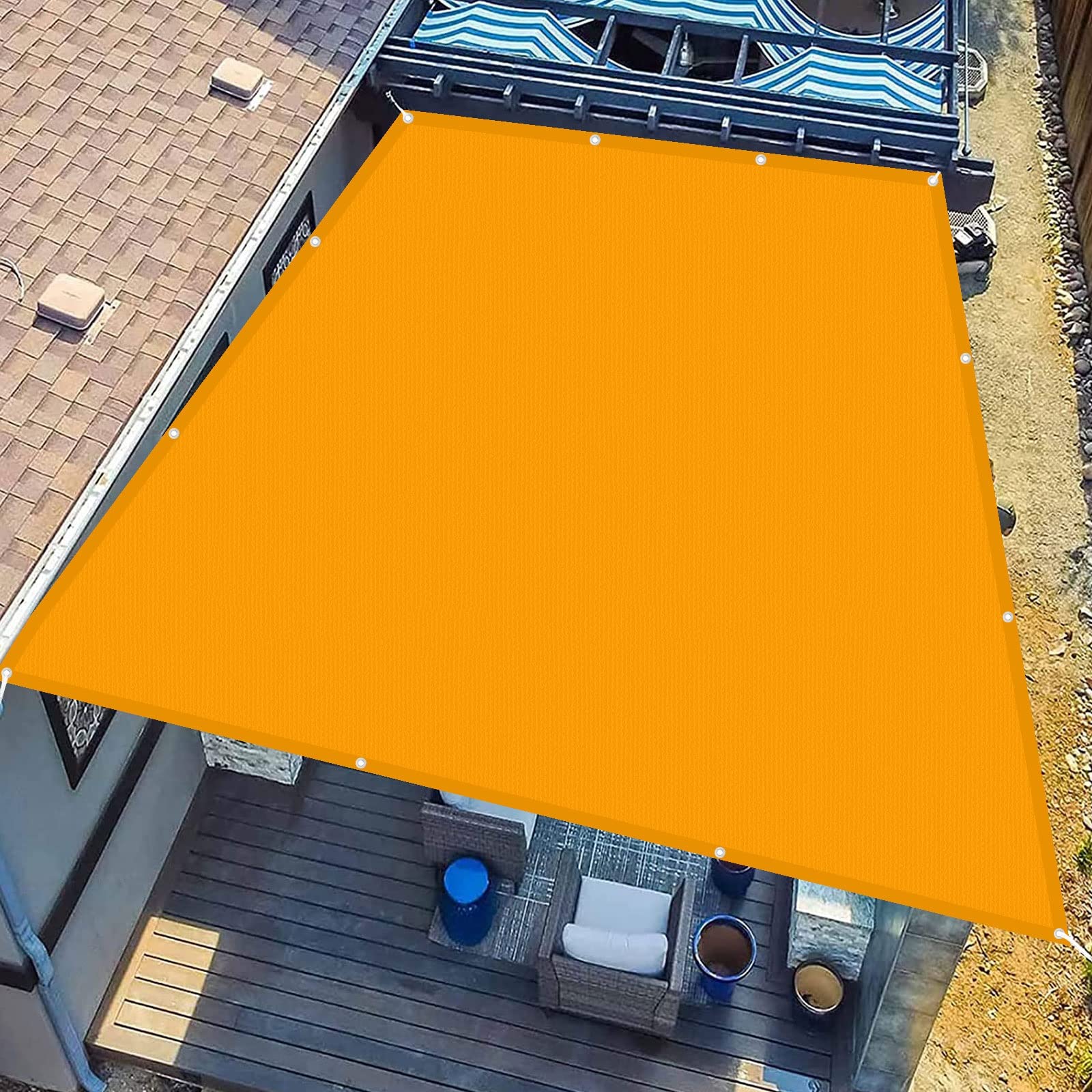 Voile d'ombrage anti-UV et pluie pour protéger votre salon de jardin