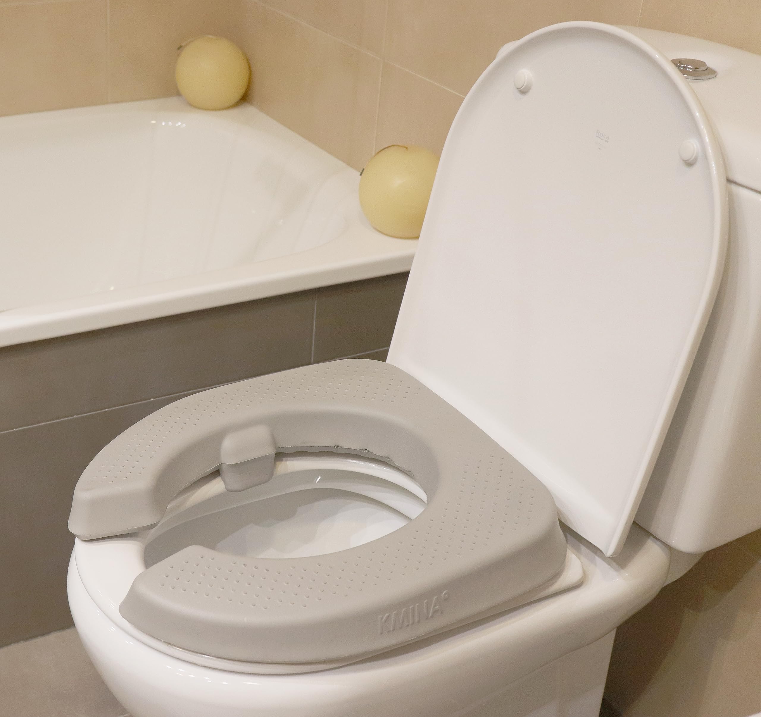 KMINA Rehausseur Toilette Adulte (5 cm Hauteur), Coussin Siège WC Étanche Rembourré pour Personne Âgée ou Handicapé, Brevetée - Fabriqué en Europe