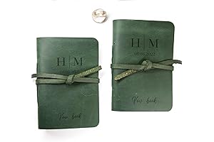 Rustic Leather Vow Booklets for the Perfect Wedding Ceremony
