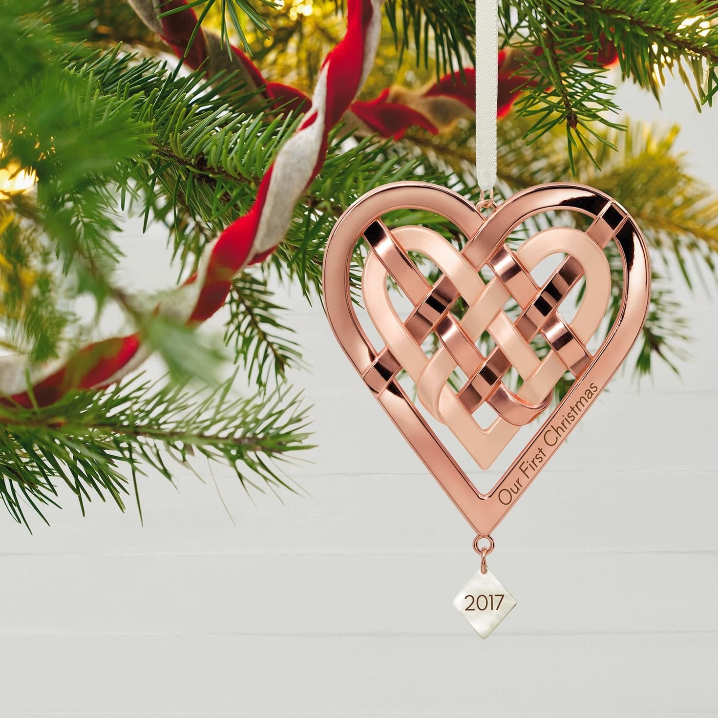 Hallmark Pamiątka 2017 nasze pierwsze Boże Narodzenie serce metalowa ozdoba świąteczna z datą