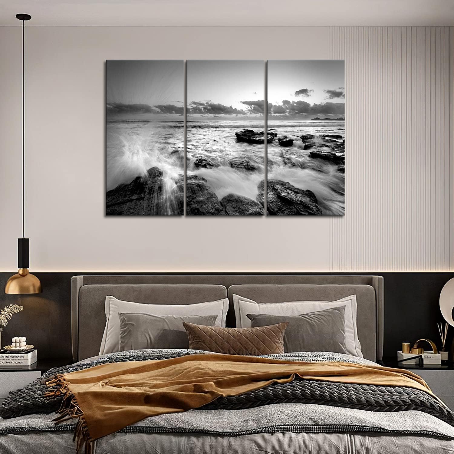 Black and White Sea Wave Rush Into Stone Wall Art Painting Pictures Print On Canvas Seascape The Picture for Home Modern Decoration
