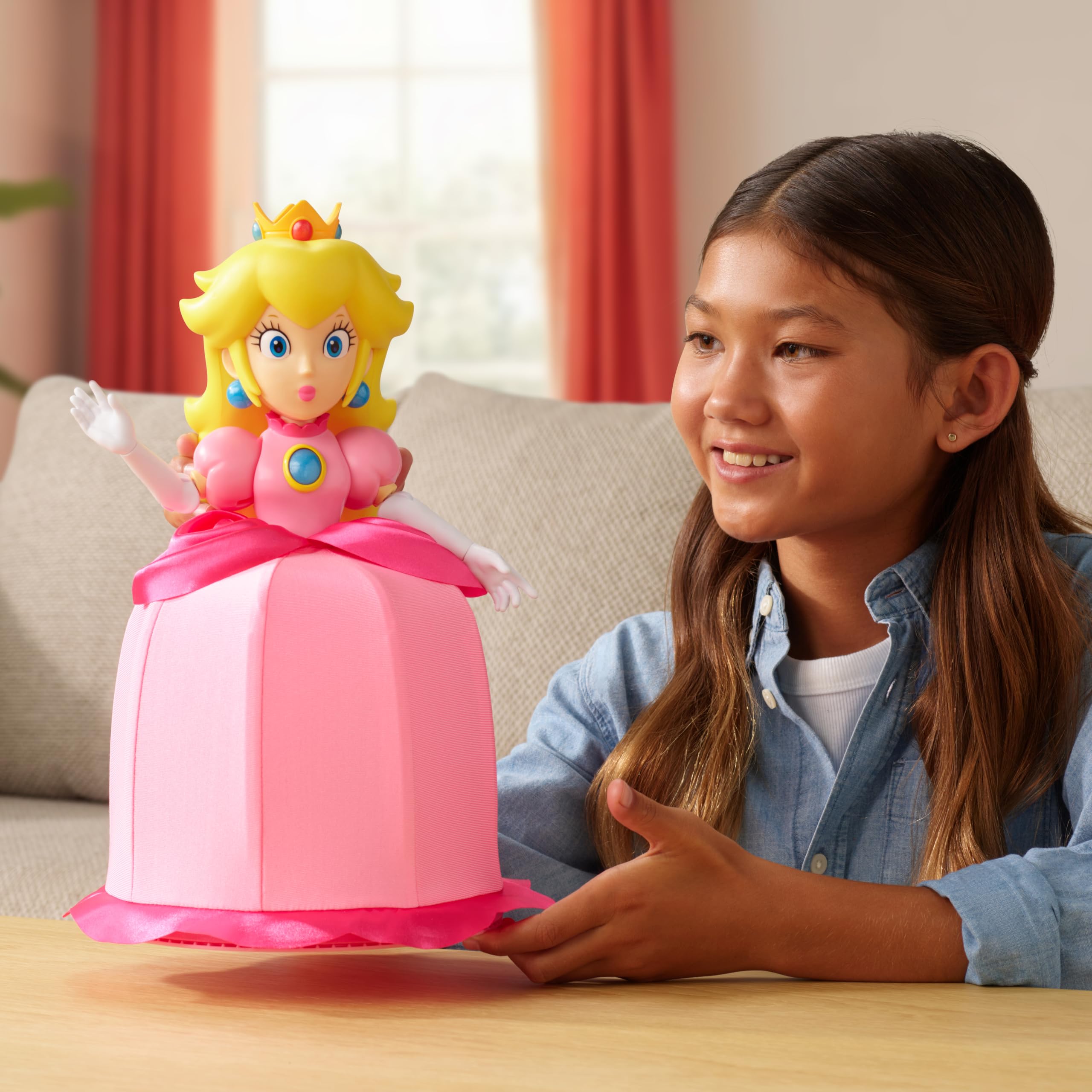 Super Mario Bros Princesa Peach Articulada Muñeca de Jakks Pacific, Licenciada Oficialmente, Posable con Vestido Iconicos y Corona - Regalo Muy Detallado