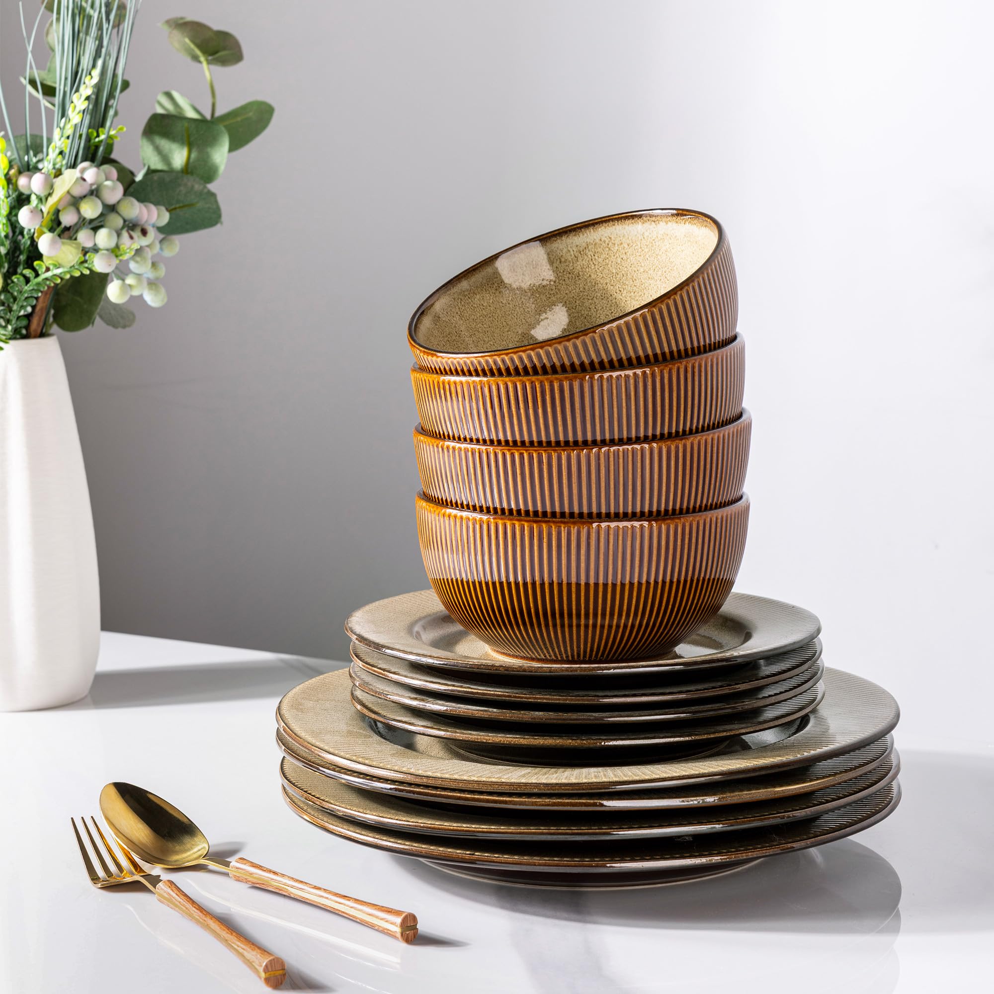 GBHOME Service De Table En Céramique 24 Pièces En Relief élégant Avec Assiettes Et Bols En Grès - Cadeau De Pendaison De Crémaillère Et De Mariage - Passe Au Lave-vaisselle Et Au