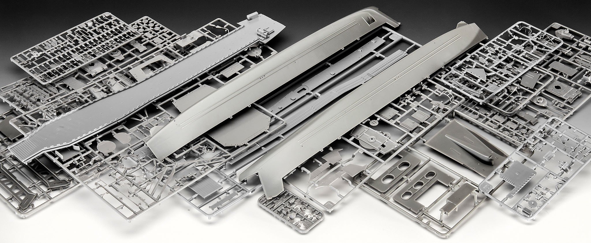 新品　未組み立　レベル 1/144 ドイツ LSM EIDECHSE-CLASS Amazon | ドイツレベル 1/144 ドイツ LSM Eidechse-Klasse