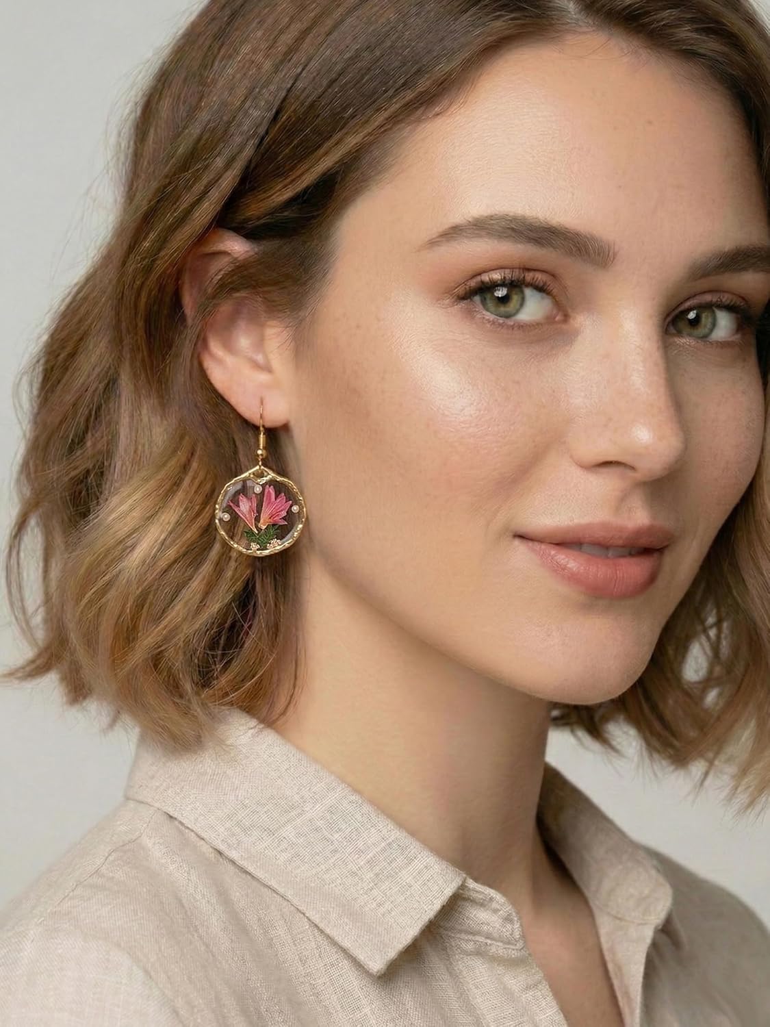 Real Flower Earrings for Women, Christmas Jewelry Gifts, Handmade with Delicate Pressed Flowers, Meaningful and Elegant Present for Her, Boho Nature-Inspired Earrings