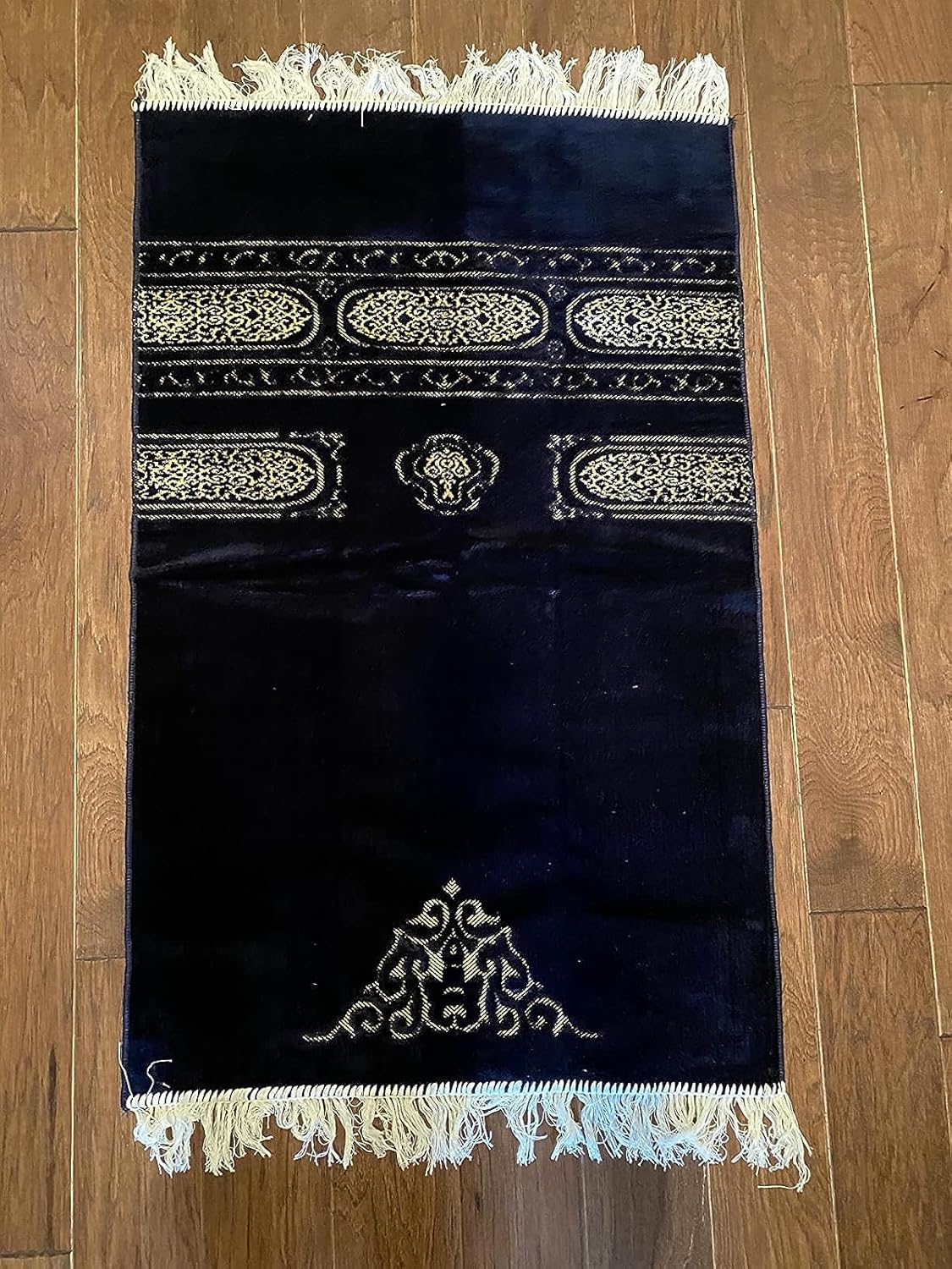 Islamic/Muslim Prayer Mat/Rug - Janamaz - Sajda - سجادة صلاه - جائے نماز - نماز آسنوں - प्रार्थना आसनों - seccade (Black)
