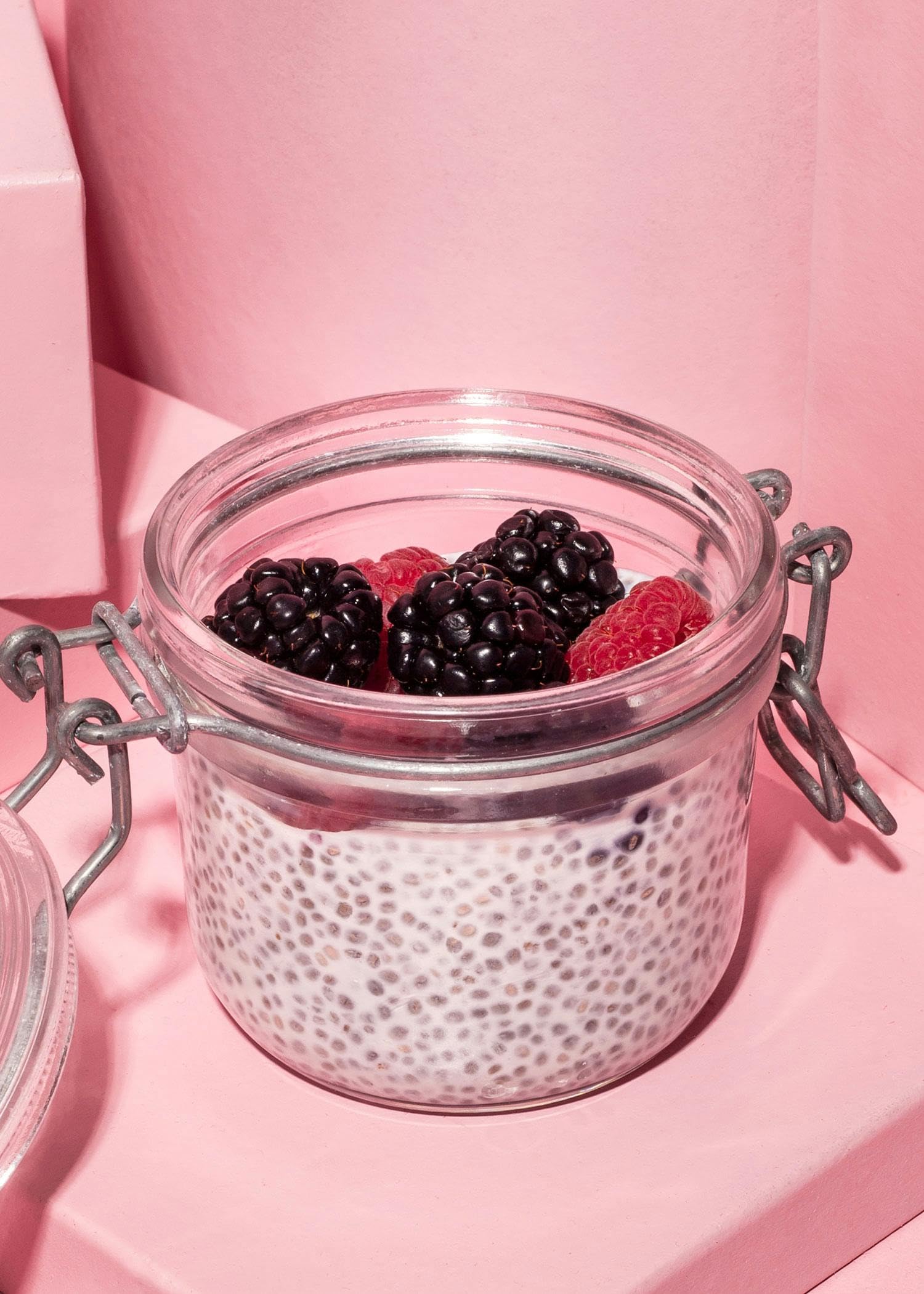 KoRo - Graines de chia bio | 1 kg - Super-aliment naturel - Issu de l'agriculture biologique – Riches en fibres – Source de protéines