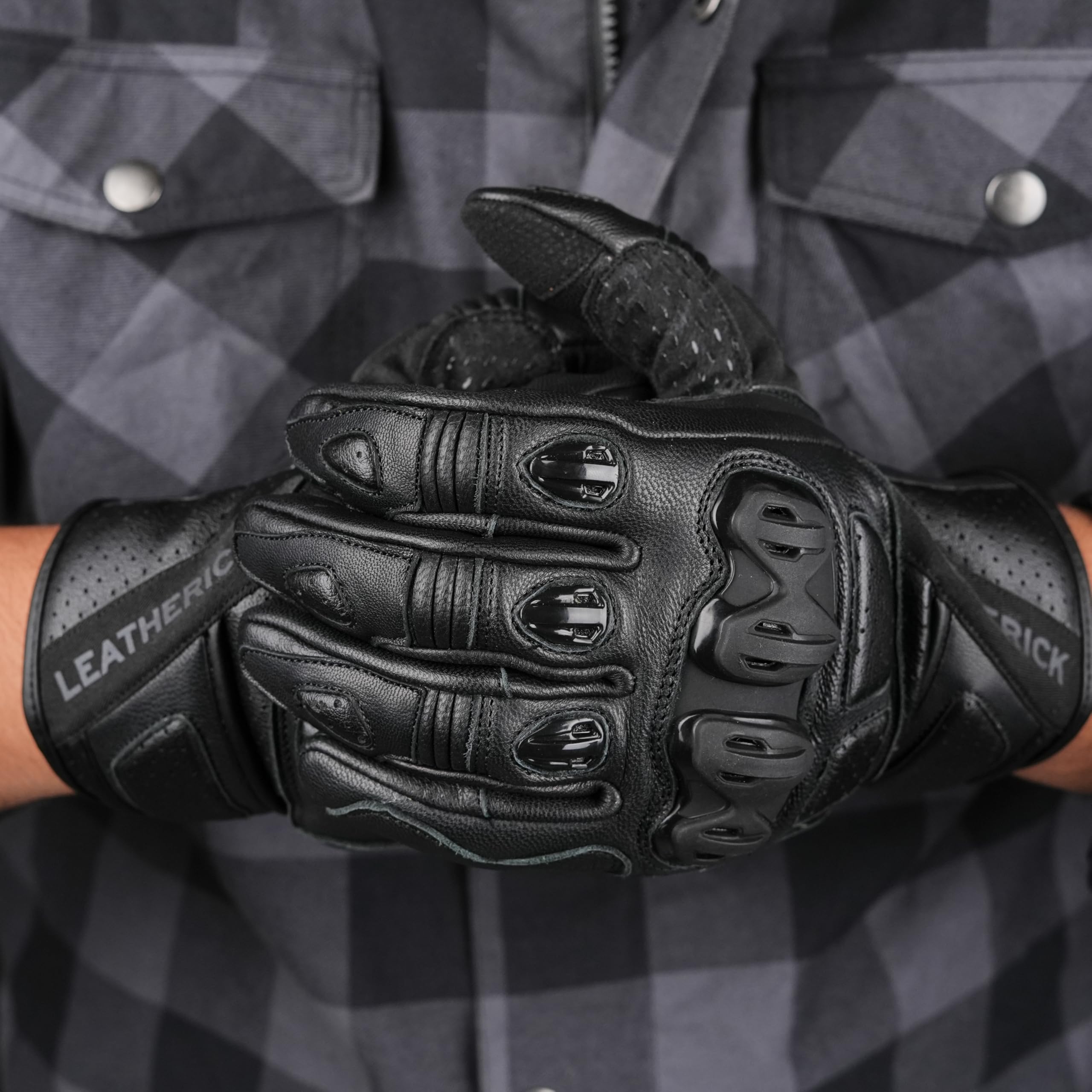 Leatherick Guanti Moto da Uomo Neri in Vera Pelle Certificati CE con Nocche Protettive, Palmo Imbottito con Slider in TPR e Compatibilità Touchscreen