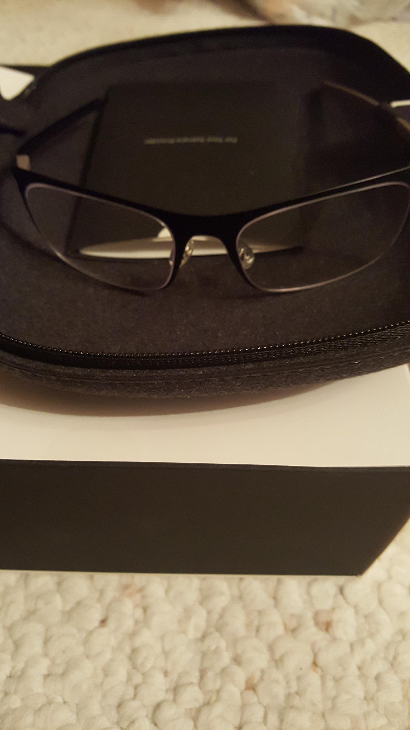 日本未発売 Google Glass Explorer Edition XE-C V2