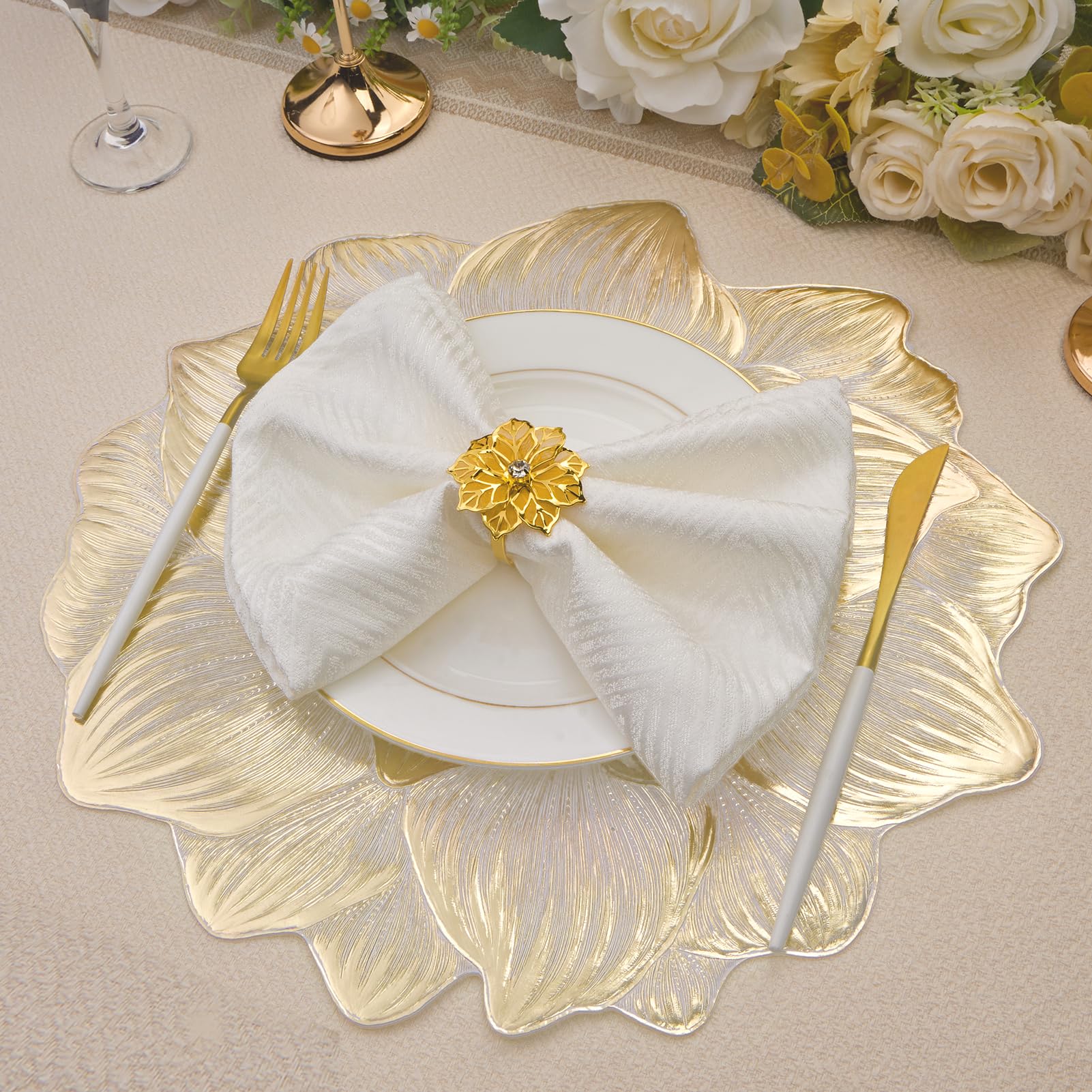 Lot de 6 sets de table ronds en vinyle pressé métallique avec motif floral 3D imperméables et résistants à l'huile pour les vacances, les mariages, les fêtes et l'extérieur Doré