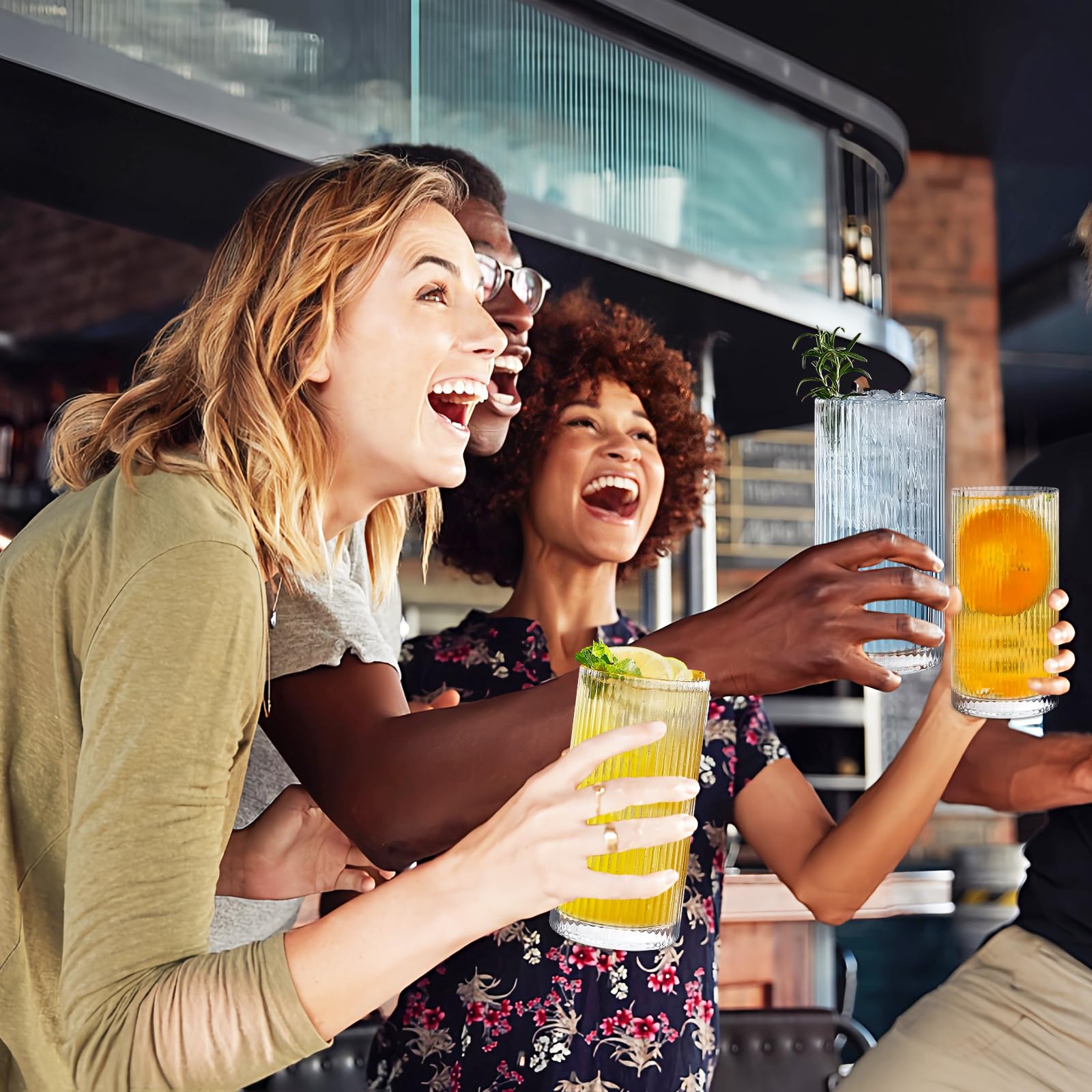 Vasos para beber, vasos Highball, cristalería acanalada, taza de café, tazas para agua, café, cóctel, cerveza, jugo (12 onzas), juego de 4