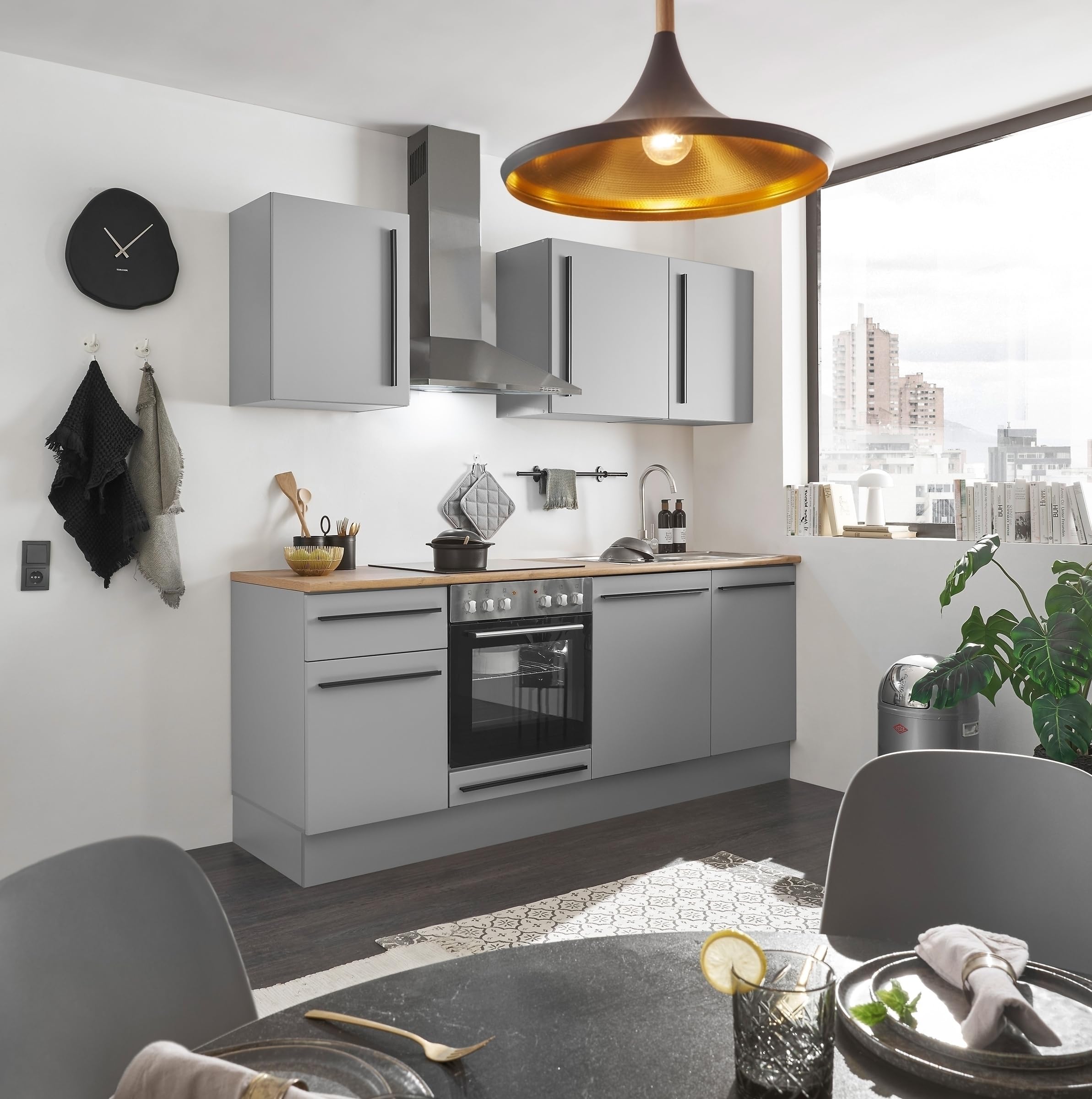möbelando Küchenzeile Denver 220 cm – Moderne Kompaktküche mit Softclose, Arbeitsplatte Lancelot Eiche & Grau Matt Fronten – Ideal für kleine Wohnküchen