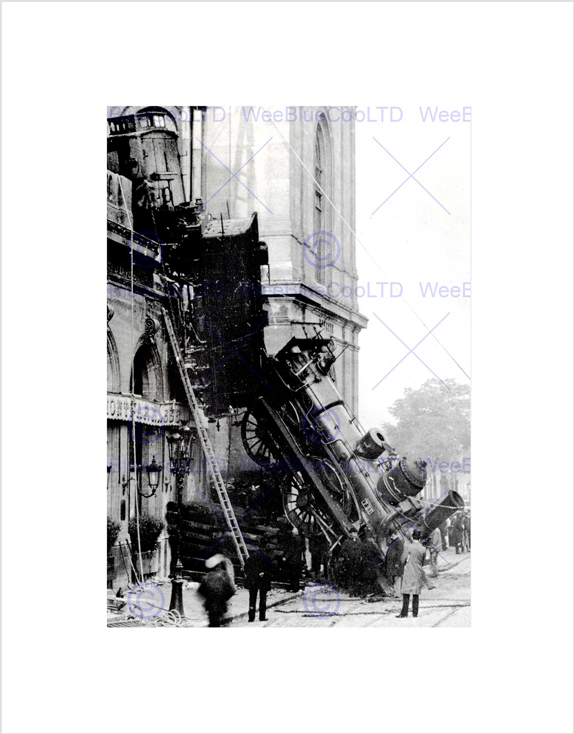Wee Blue Coo Photo Black White Train Wreck Montparnasse 1895 Crash Disaster Wall Art Print