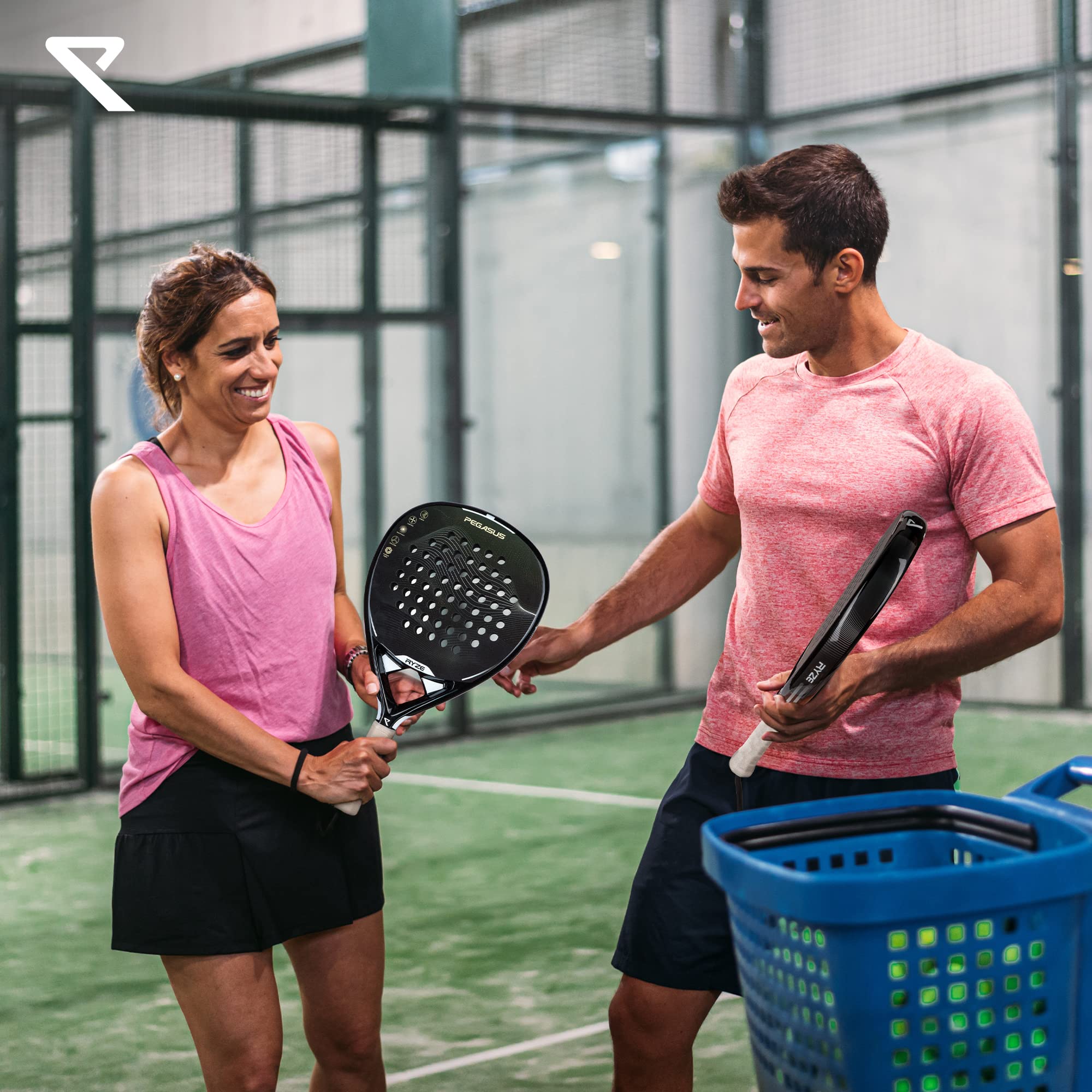 RYZE Racchetta da Padel 100% in Fibra di Carbonio - Massima Potenza + Controllo - con EVA-17 Flex - Struttura Leggera e Resistente - Padel Racchetta per Uomo e Donna - Custodia Inclusa