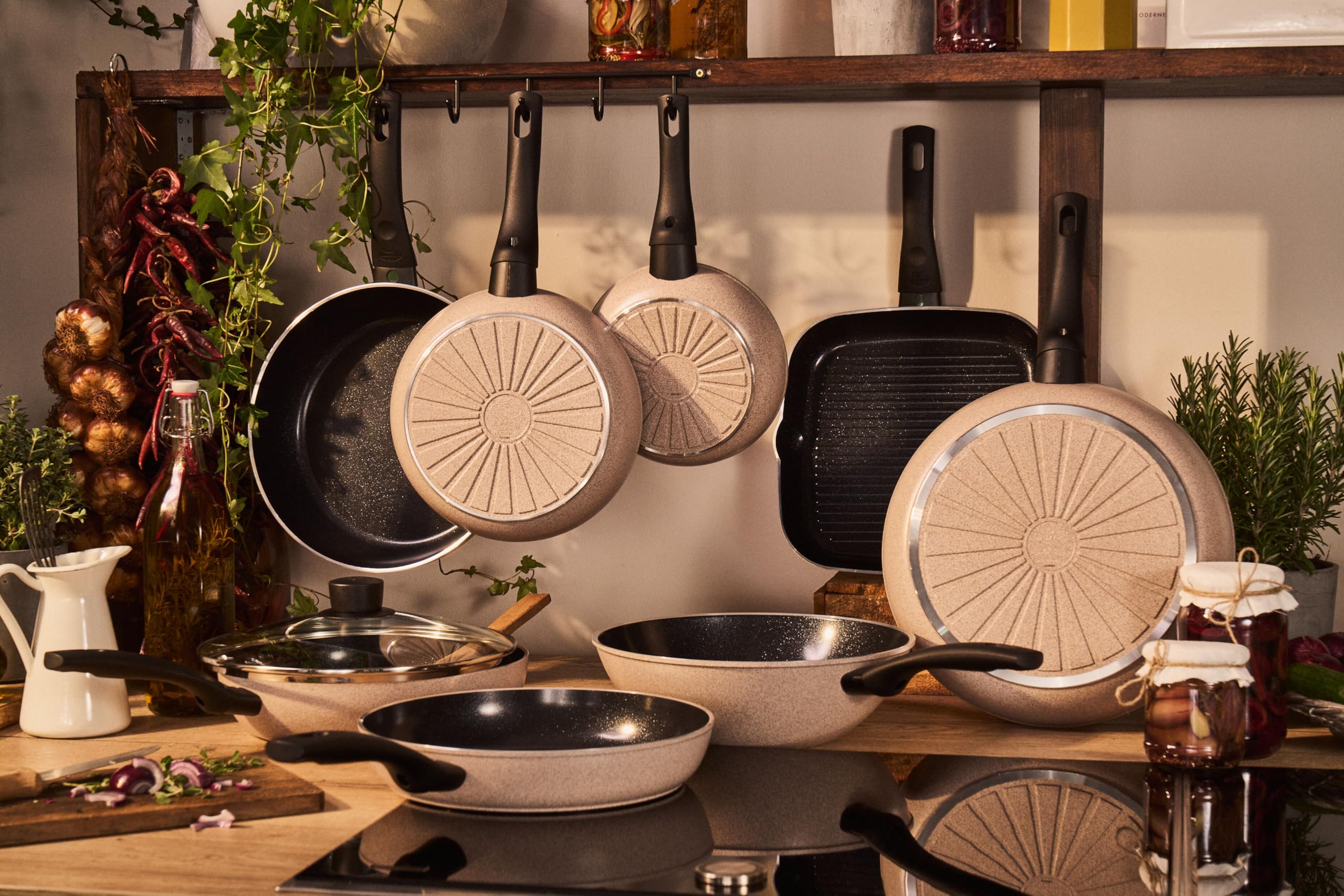 BALLARINI Koekenpan BALLARINI Ledro Braadpan 20 Cm Aluminium Inductievriendelijk Met Thermopoint Keramische Antiaanbaklaag, Gemaakt In Italië, Beige Ballarini Palermo BALLARINI Koekenpan BALLARINI Ledro Braadpan 20 Cm Aluminium Inductievriendelijk Met Thermopoint Keramische Antiaanbaklaag, Gemaakt In Italië, Beige Ballarini Palermo