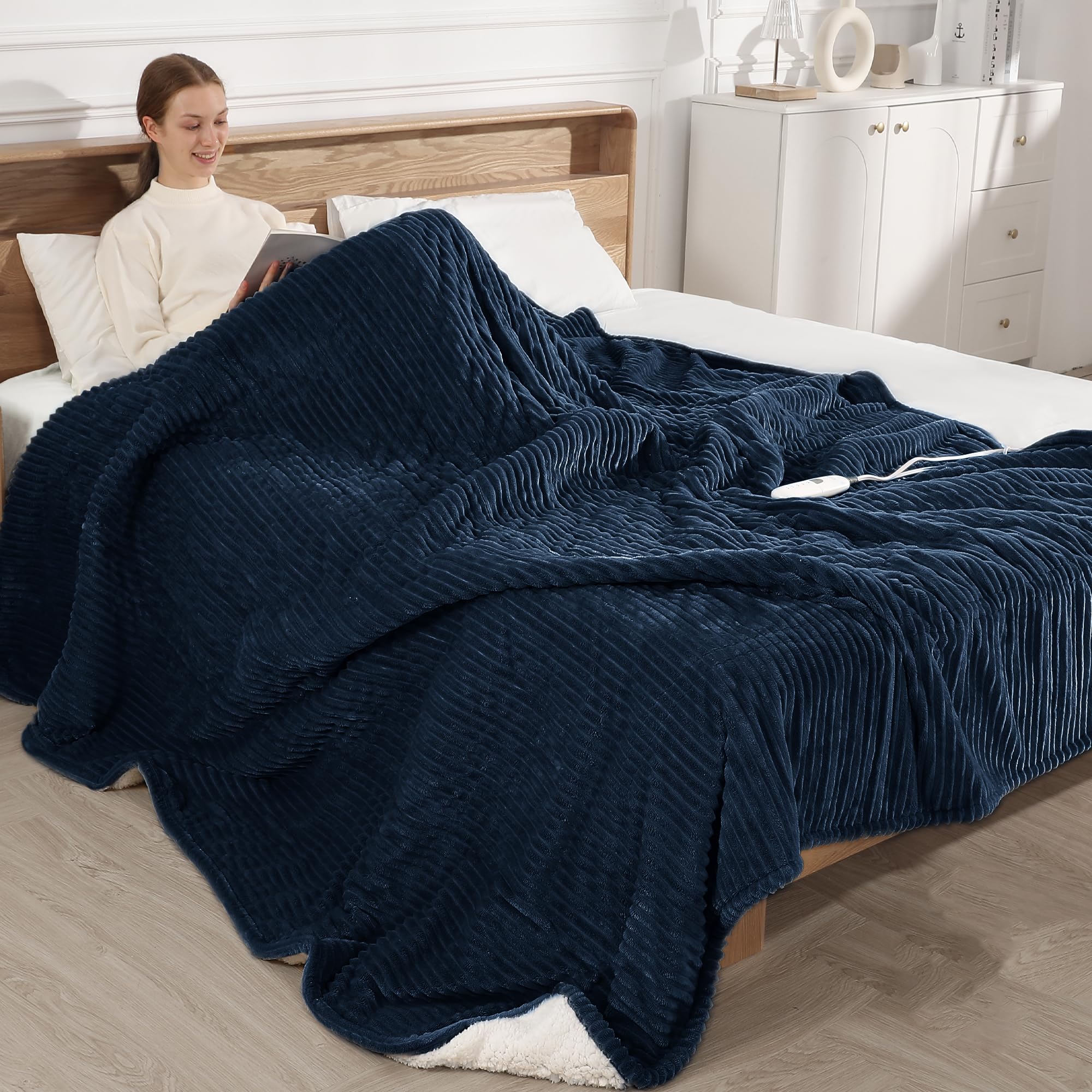 Zorvixia King Size Striped Sherpa