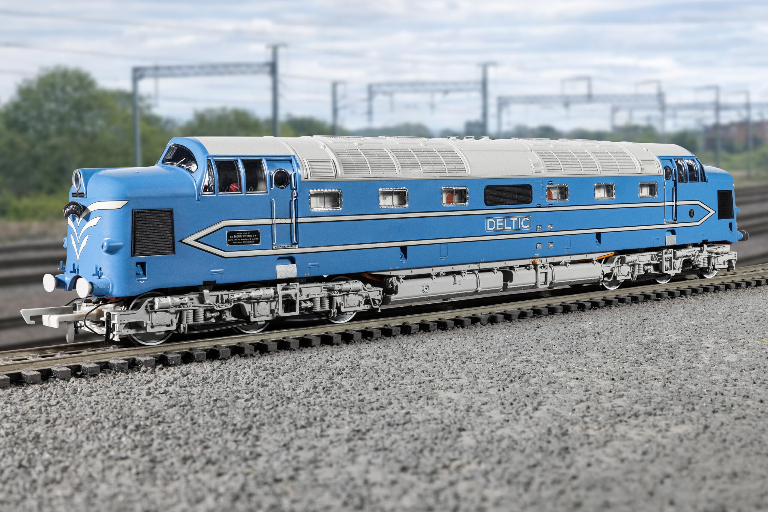 Hornby R30420 Dublo DP1 Deltic NRM, lokomotywa spalinowa, model kolejki w skali OO, gotowy do DCC, odlew ciśnieniowy, 14 lat+