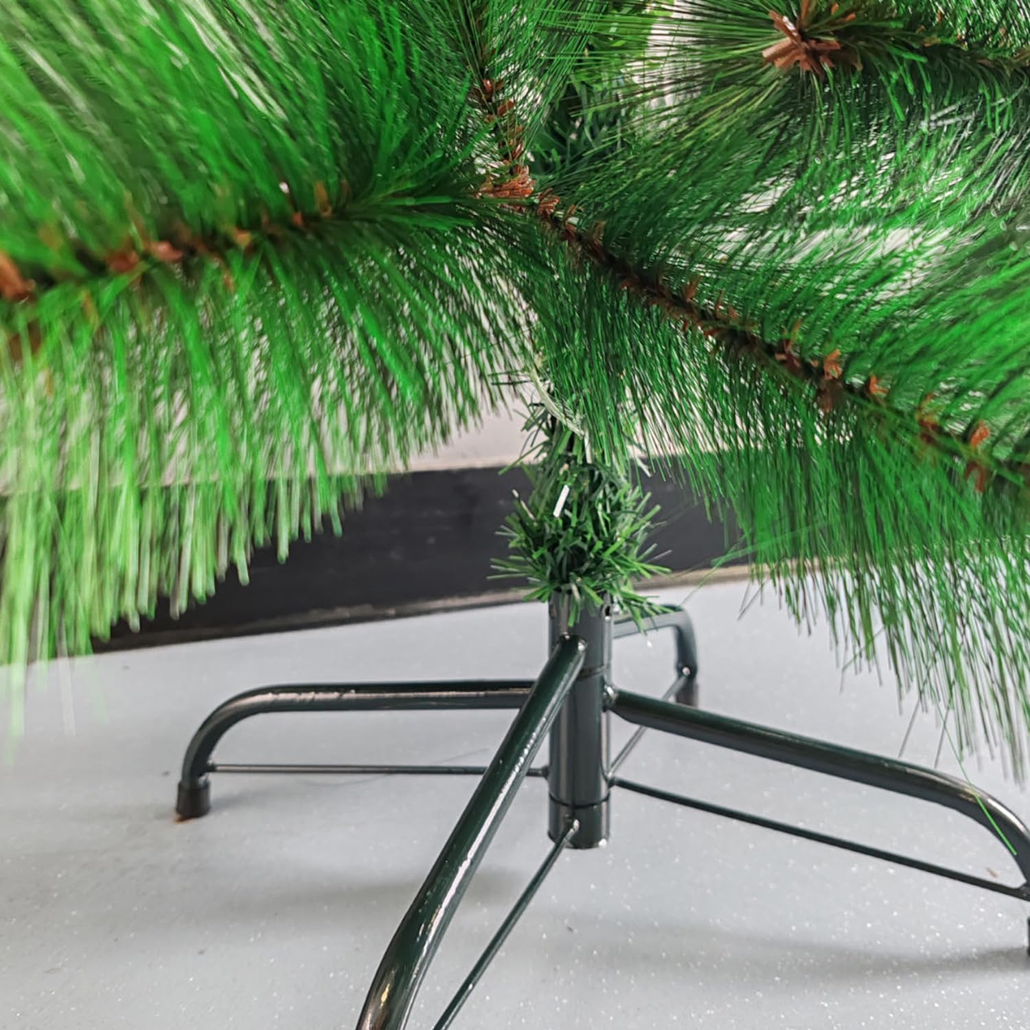AURSTOR BASA Sapin de Noêl Artificiel PVC 180cm,Arbre de Noel de qualité supérieure,Pieds de Sapin de Noël en Métal