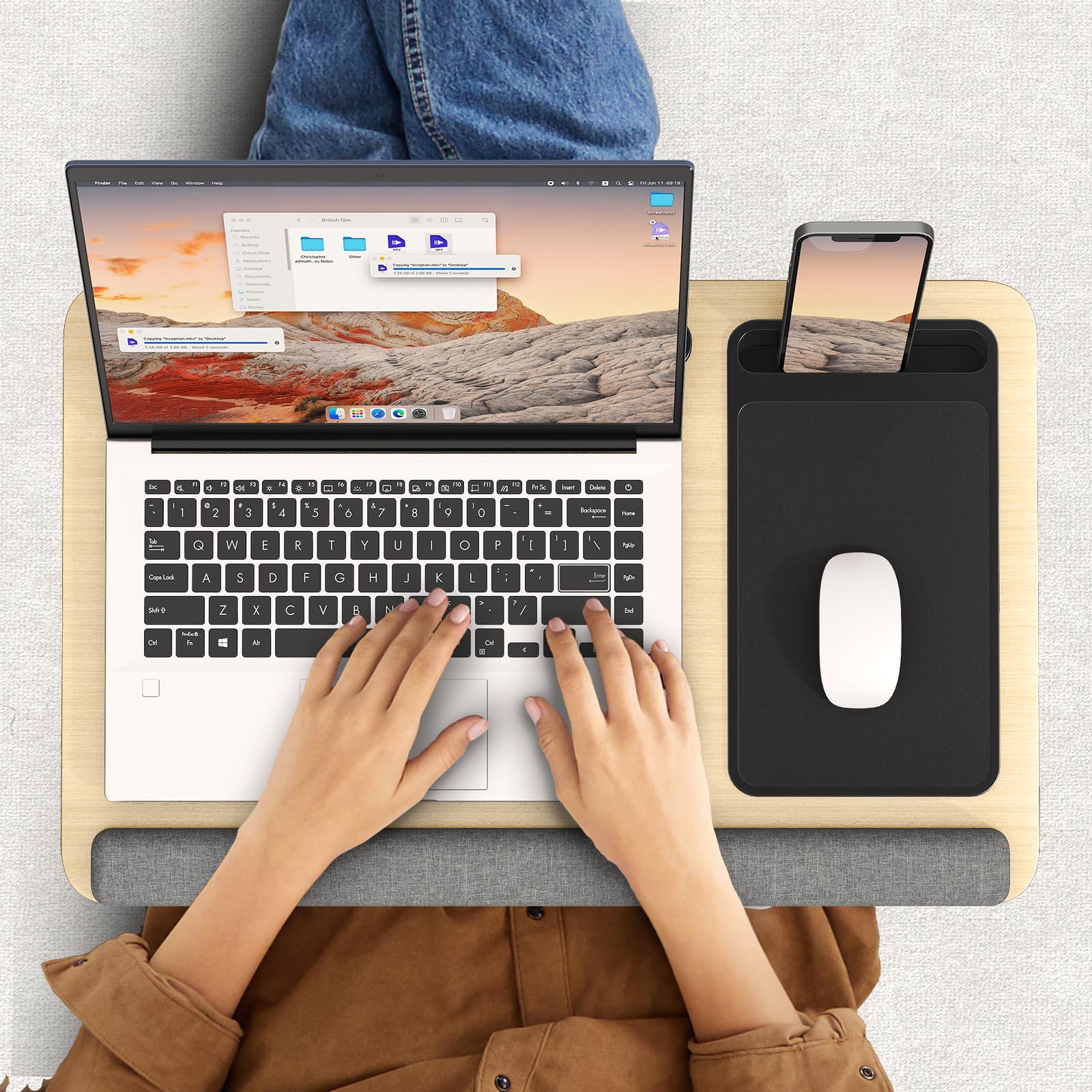 Lap Desk per computer portatili fino a 17.3", PUTORSEN scrivania portatile extra large con tappetino per mouse e tappetino da polso per notebook, Tablet, supporto per laptop con supporto per tablet