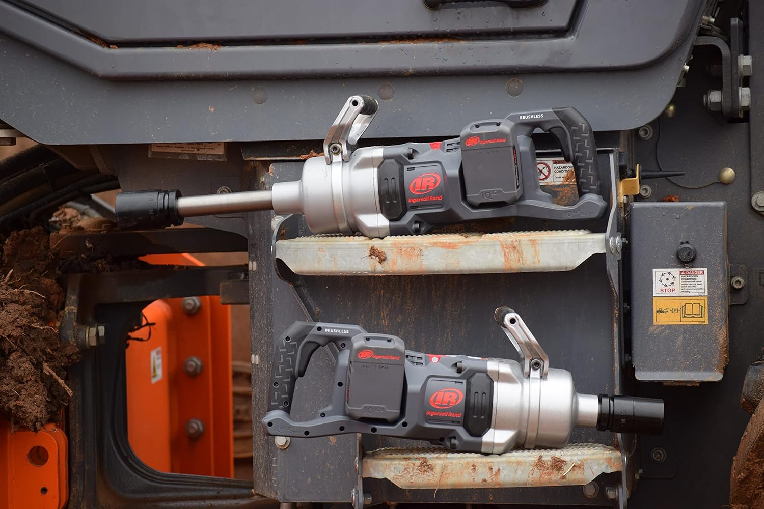 Ingersoll Rand W9491-K4E 1" 20V Cordless Impact Wrench 4-Battery Kit, 2,600 ft-lbs Torque, Friction Ring-Thru-Hole Retainer