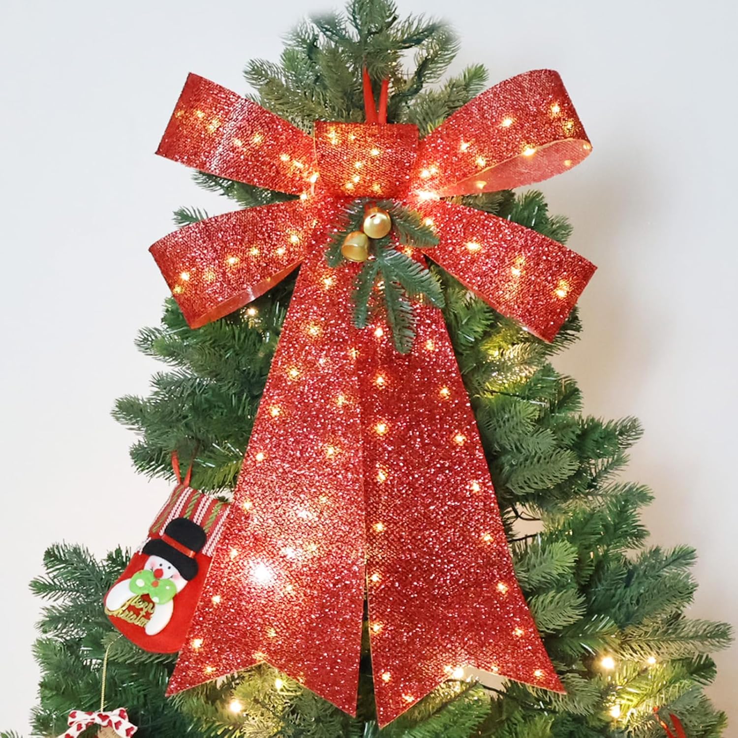 Christmas Tree Bow, 17'' x 24'' Tree Topper with 90 LED Lights, Battery Powered Prelit Red Bow Christmas Decorations with Pine Cone Bell for Indoor Home Window Wall Door Front Outdoor Decorations