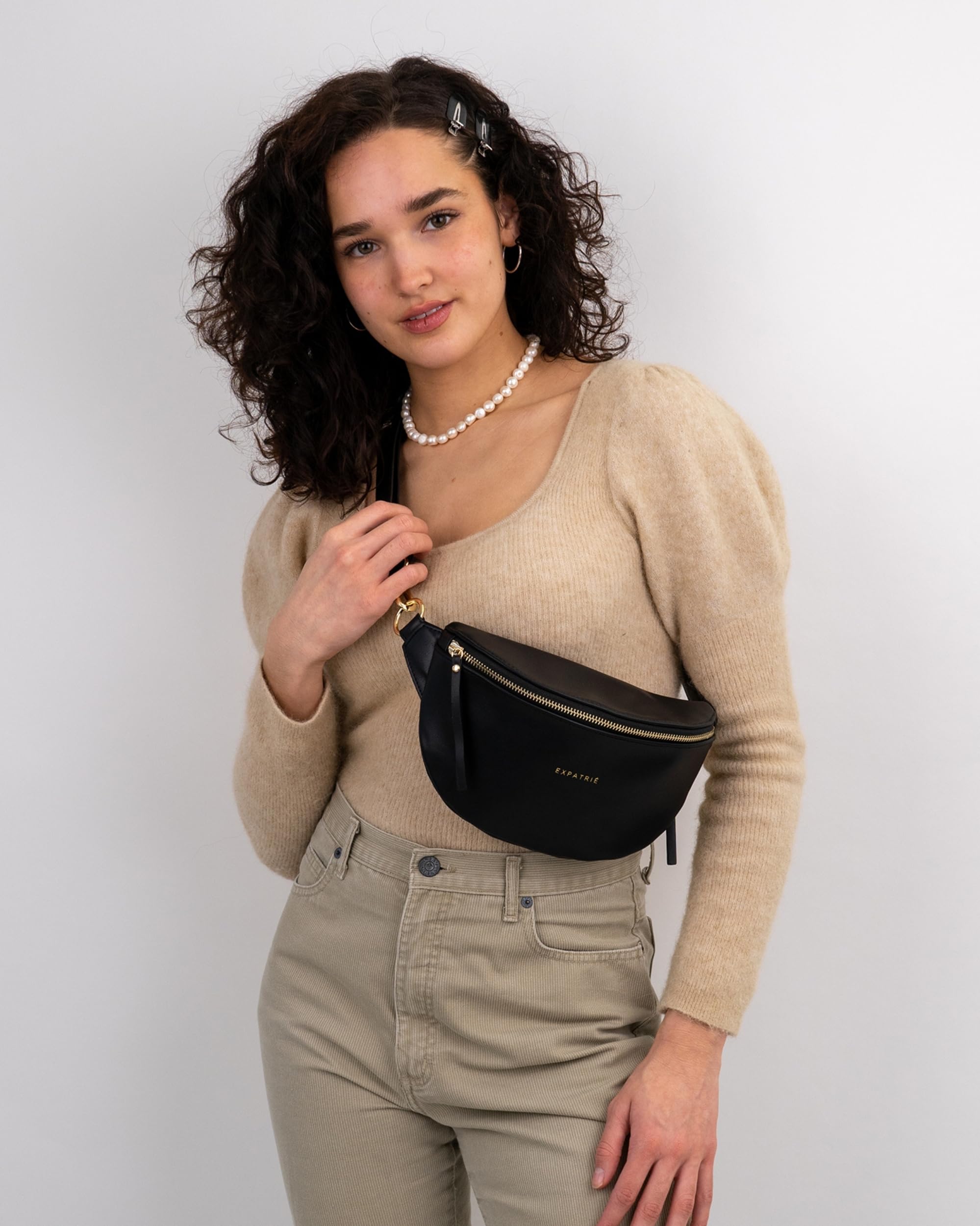 Expatrié Marsupio Donna Nero - Alice Small - Borsa per Festival, Viaggi e Uso Quotidiano In Pelle Vegana - Piccolo Borsello Elegante alla Moda - Impermeabile