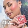 COVERGIRL TruBlend Skin Enhancer Baked Luminous Blush, con Ácido Hialurónico y Extracto de Rosa Blanca, se funde perfectamente - Rose Latte (Nude con vetas rosas) 5