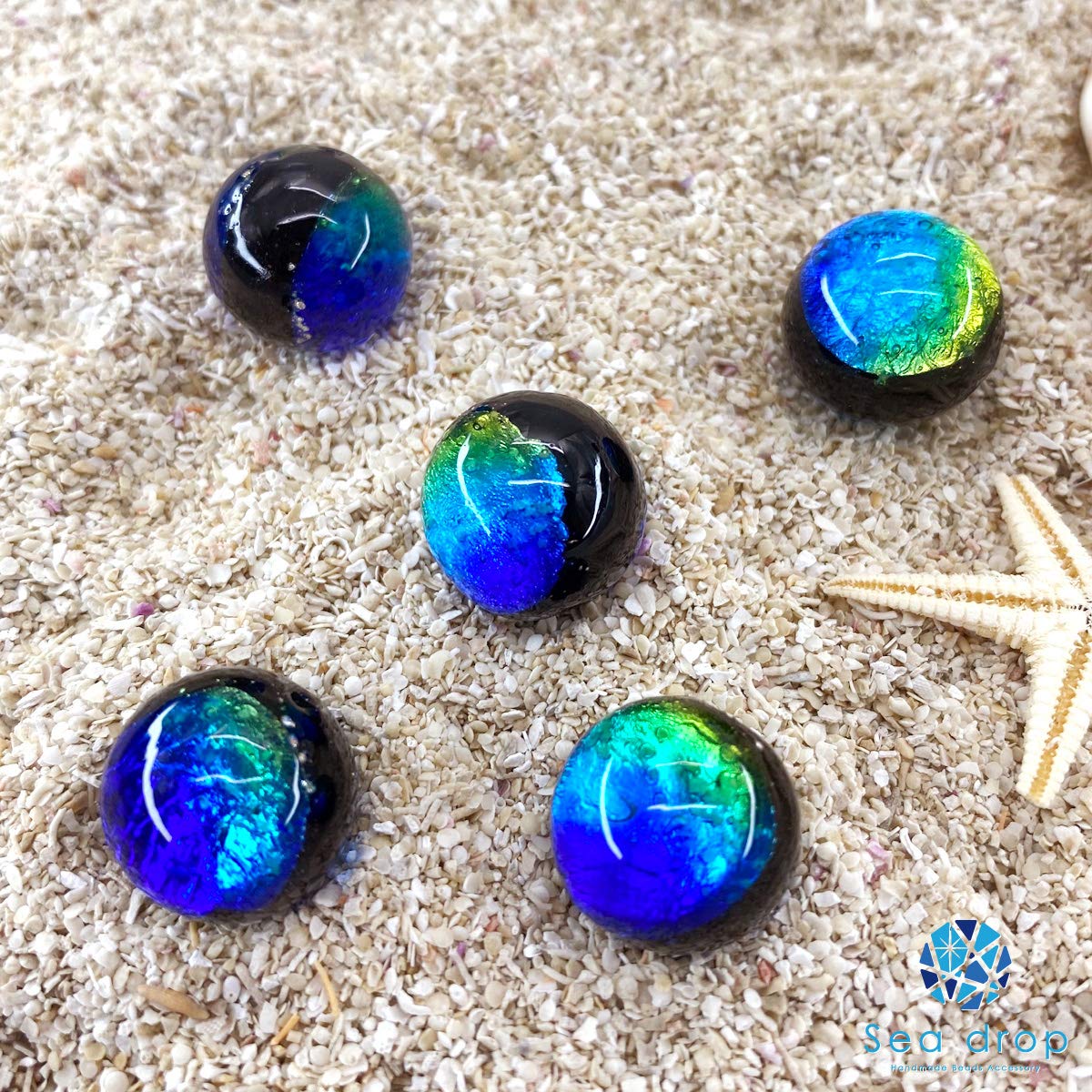 Amazon.co.jp: Sea drop 光る ホタルガラス ケラママリン 14mm 半連 15