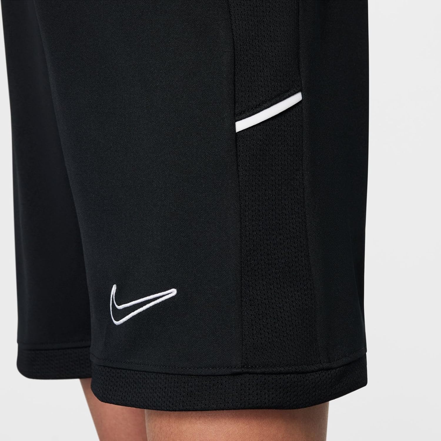 Nike Academy Big Kids' Dri-FIT 7" Soccer Shorts (Black/Black/White, HJ3718-010) Size Large