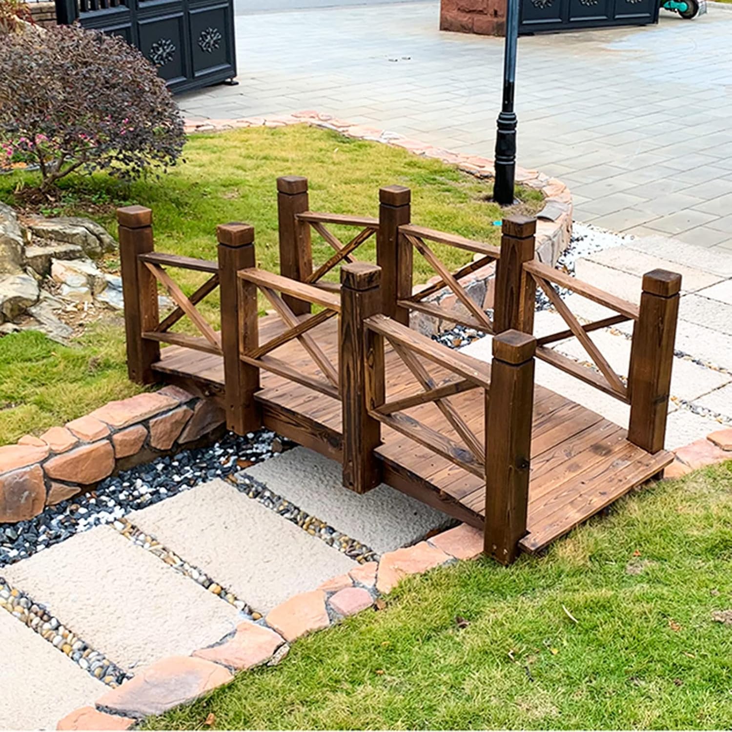 Outdoor Yard Wooden Bridge Wooden Garden Bridge Arch, Large Footbridge Decorative Backyard Bridge w/Safety Rails, for Pond Lawn Walkway, Easy Install