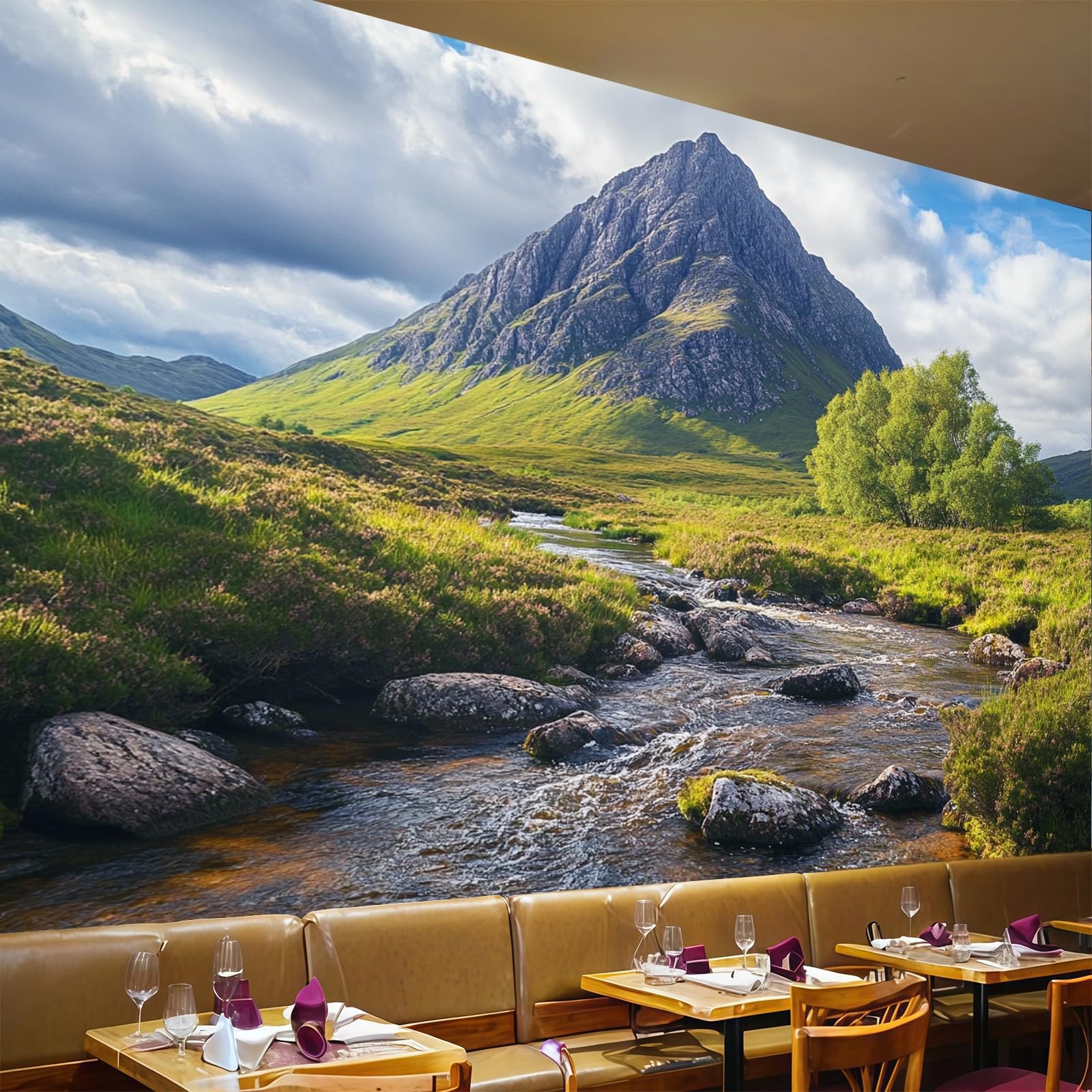 Papel pintado panorámico de montaña y pradera verde en mural grande de 200x140 cm