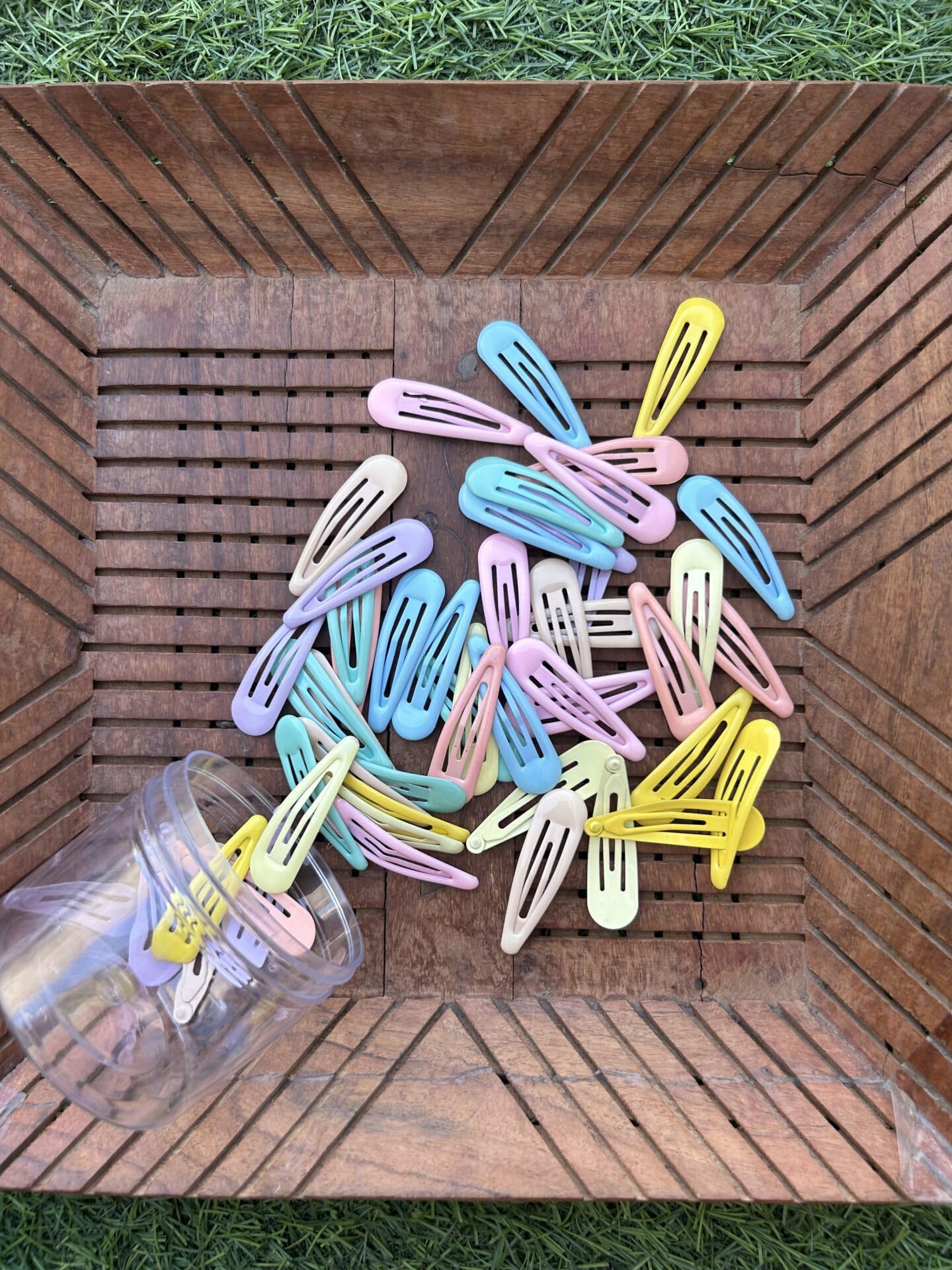 Diversa Pastel Colour Matt Tic Tac Stylish Hair Clip, Hairpin Set for Toddlers, Women and Girls- Multicolor, (Pack of 10) (B0CQ4Y3QKV) Amazon Price History, Amazon Price Tracker