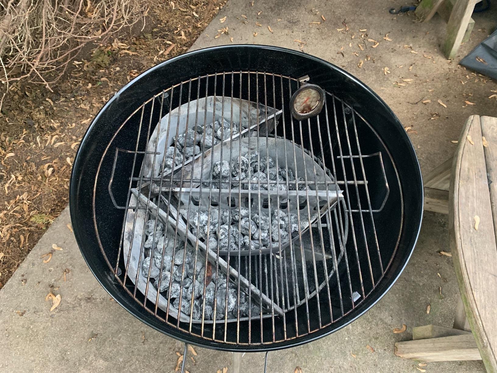 2er Pack Char-Basket Holzkohlekörbe für Weber 7403, Verzinkte Platte Kohlekorb Holzkohlegrills für One Touch, Master Touch und alle Anderen von 47, 57 und 67cm Kugelgrills